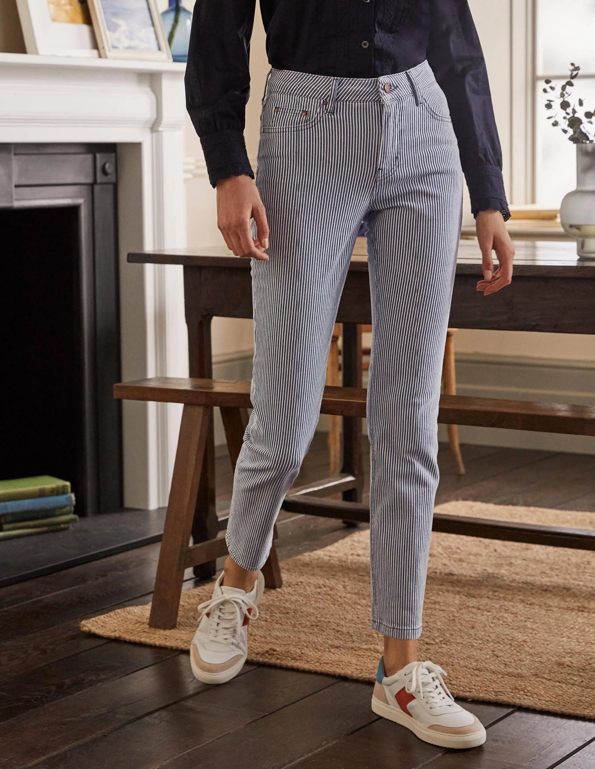 Schmale 7/8-Hose mit geradem Schnitt-Naturweiß/Navy, Feine Streifen - Image 4