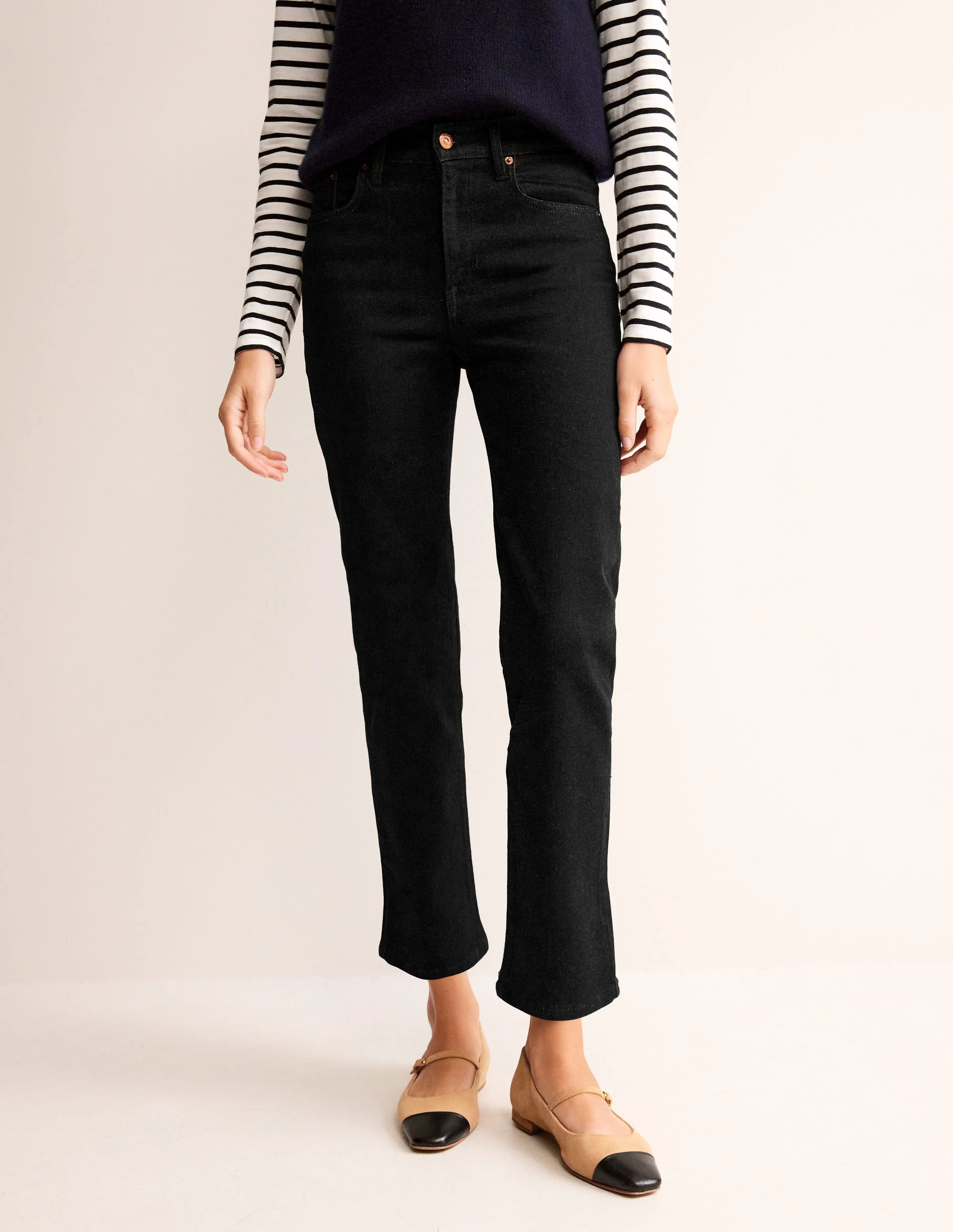 Schmale Jeans mit mittelhohem Bund-Verwaschenes Schwarz - Image 4