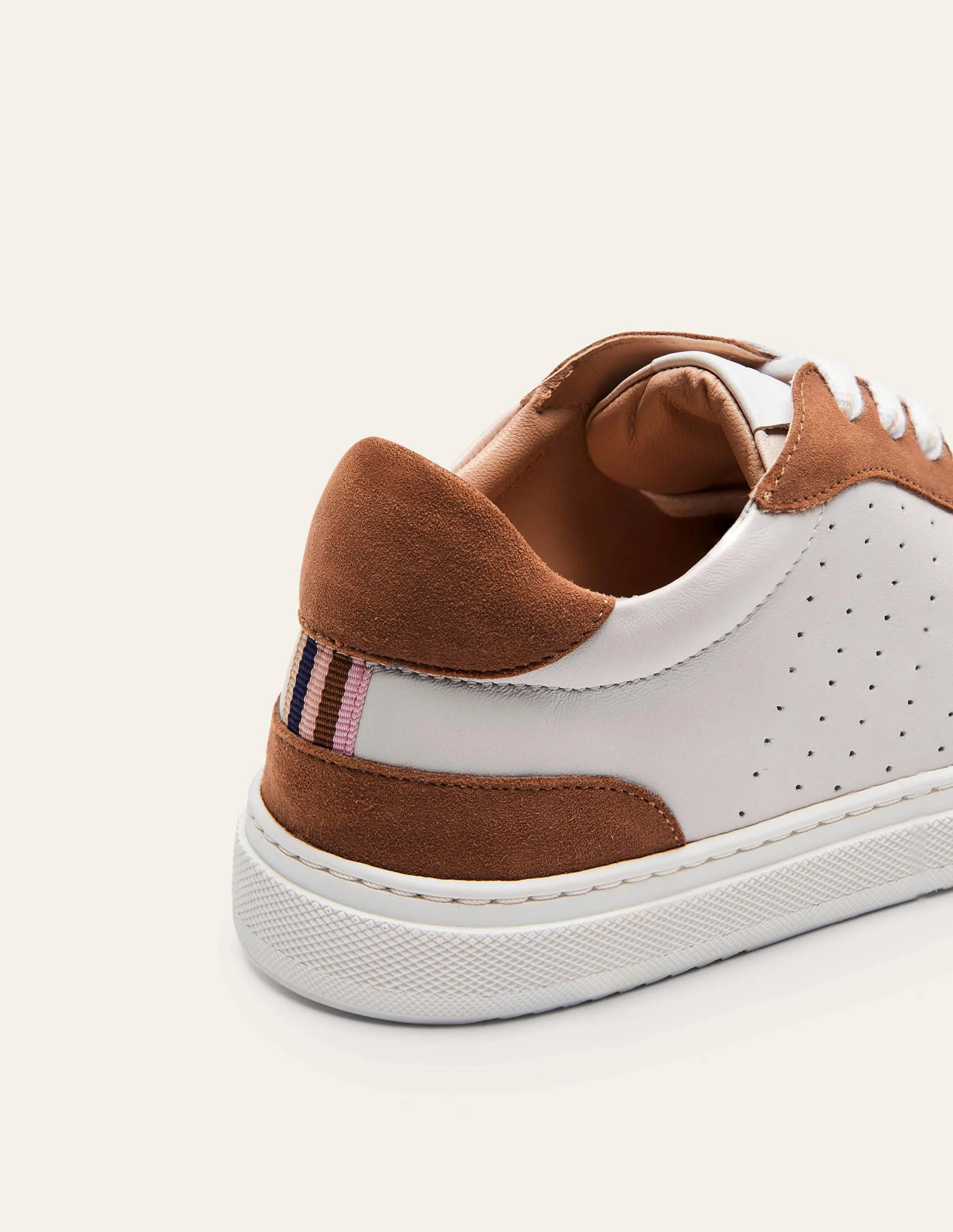 Schnürturnschuhe aus Leder-Hellbraun - Image 3