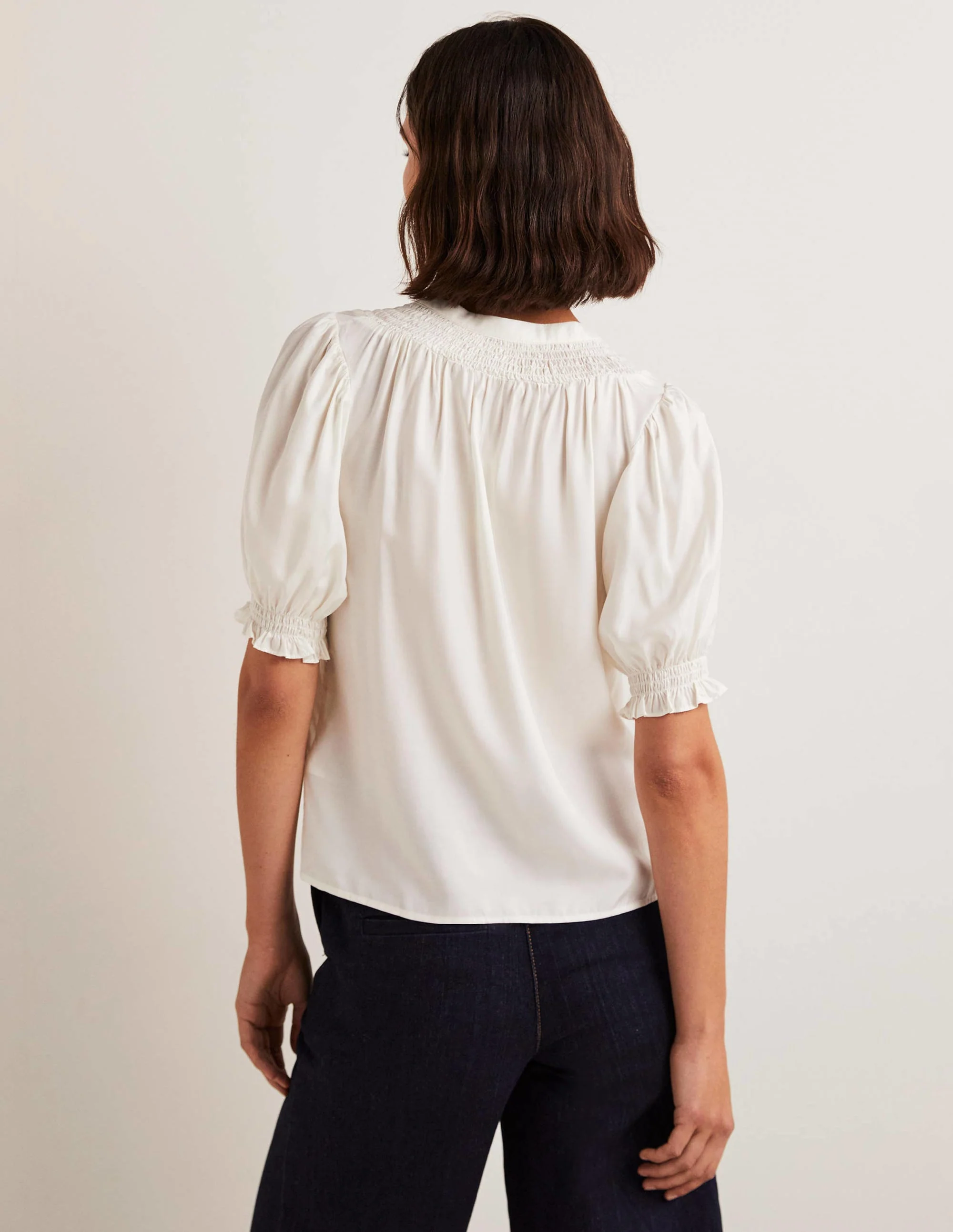 Seidenbluse mit Smokdetails-Naturweiß - Image 3