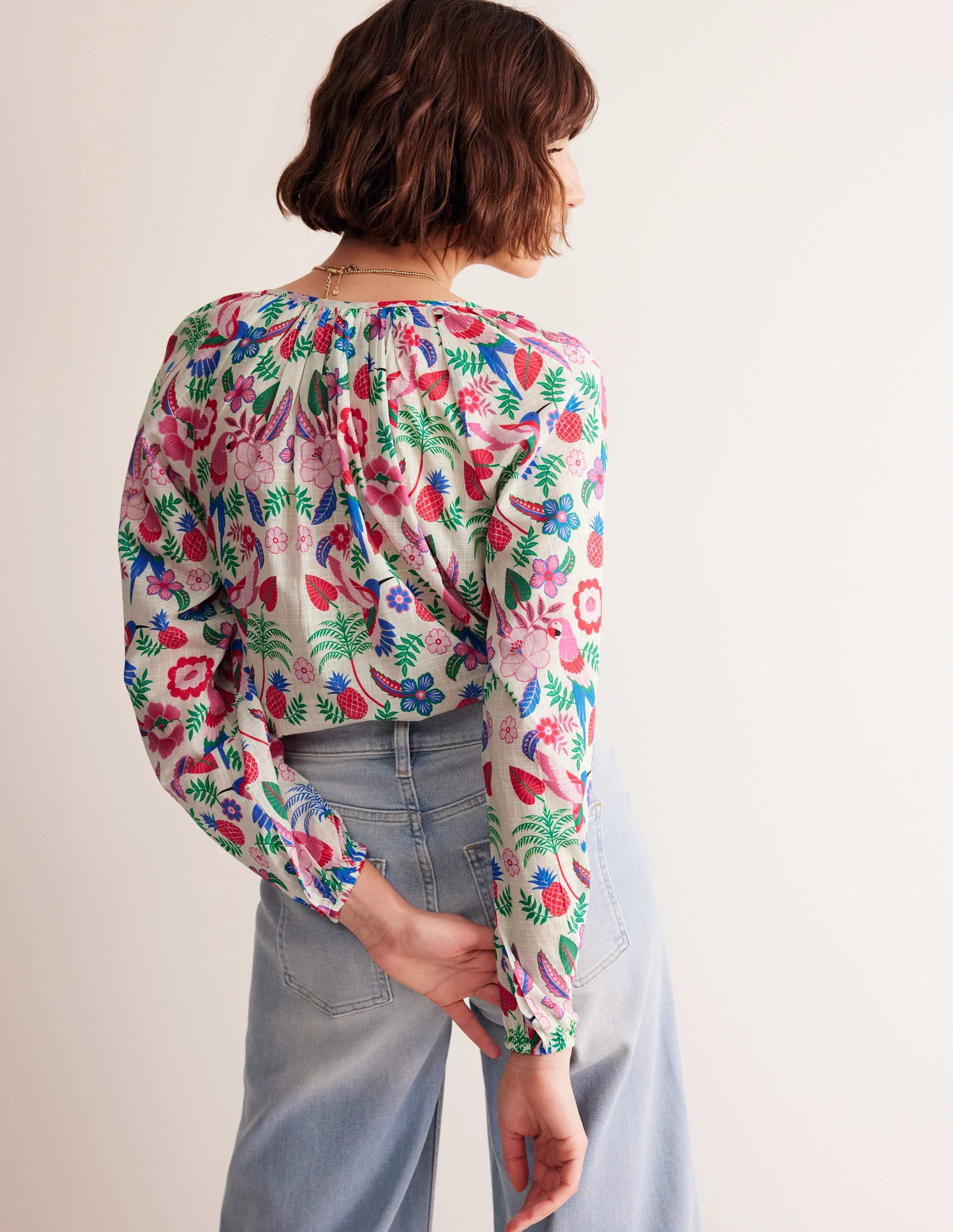 Serena Baumwollbluse-Naturweiß, Tropischer Papagei - Image 3