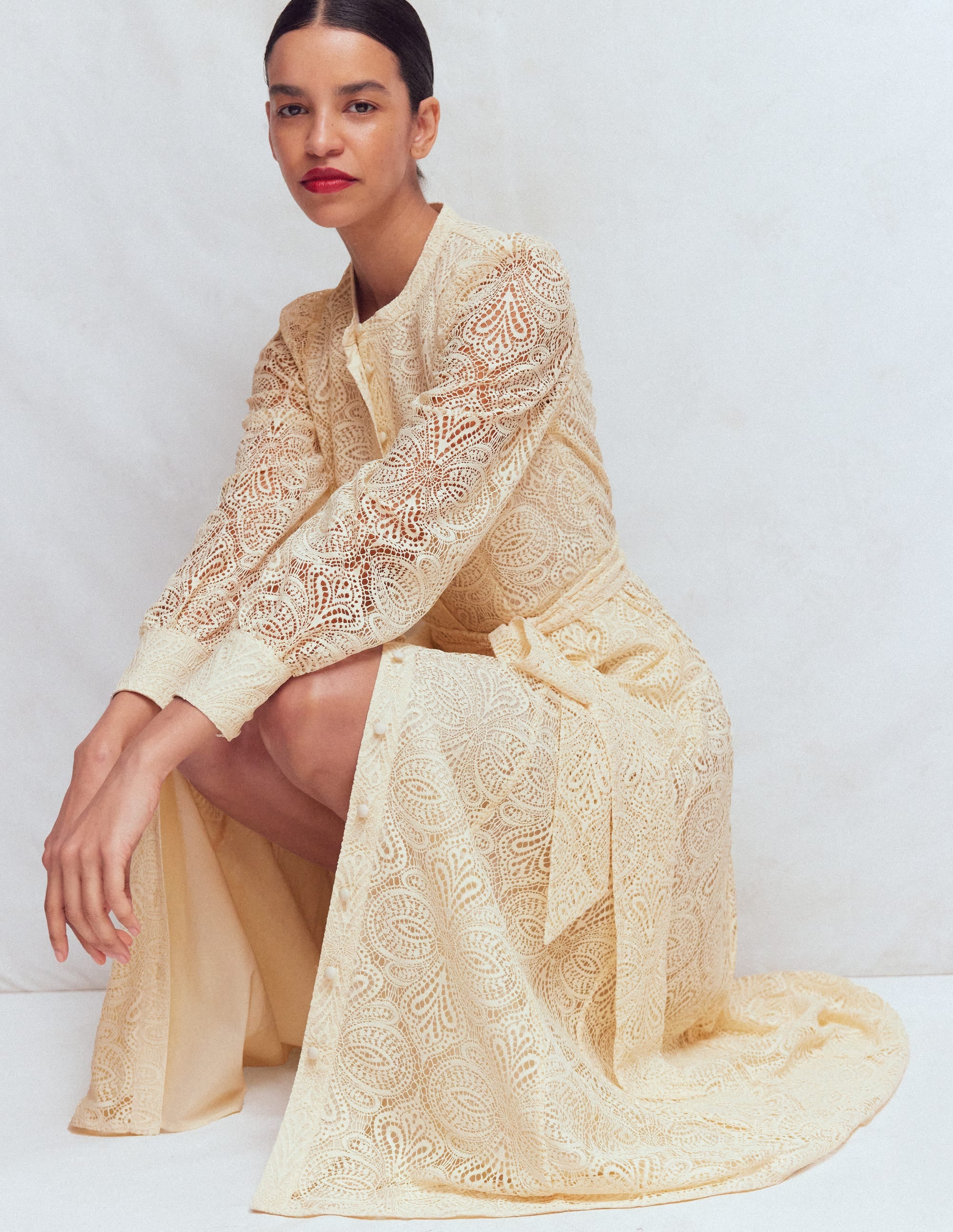 Spitzenkleid mit Blousonärmeln-Naturweiß Spitze - Image 4