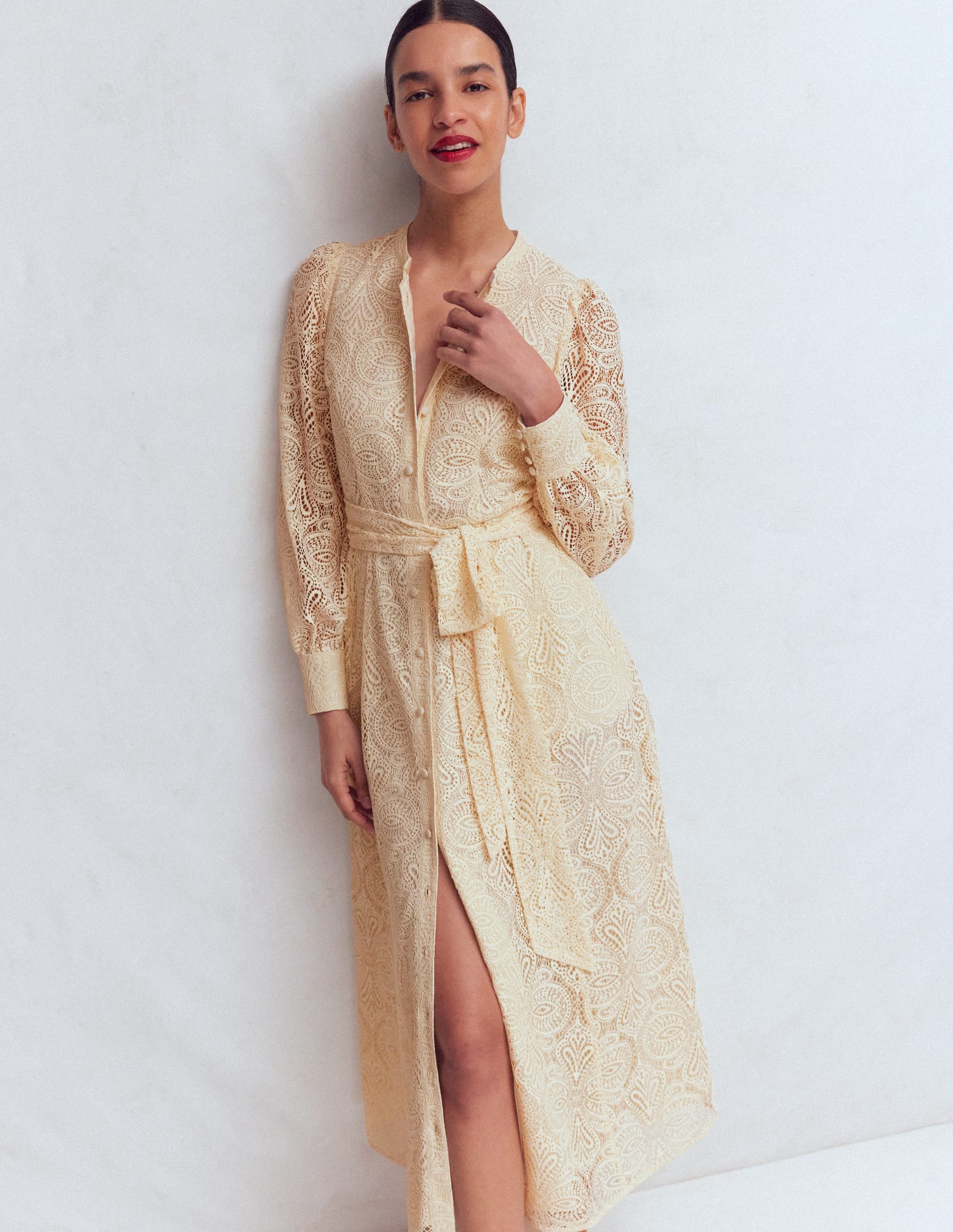 Spitzenkleid mit Blousonärmeln-Naturweiß Spitze - Image 7