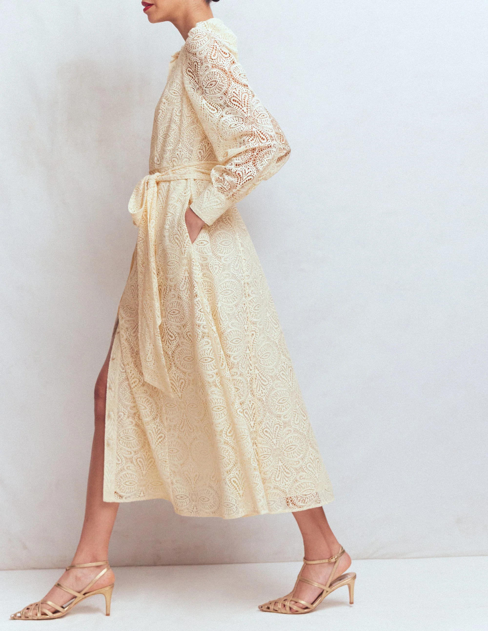 Spitzenkleid mit Blousonärmeln-Naturweiß Spitze - Image 8