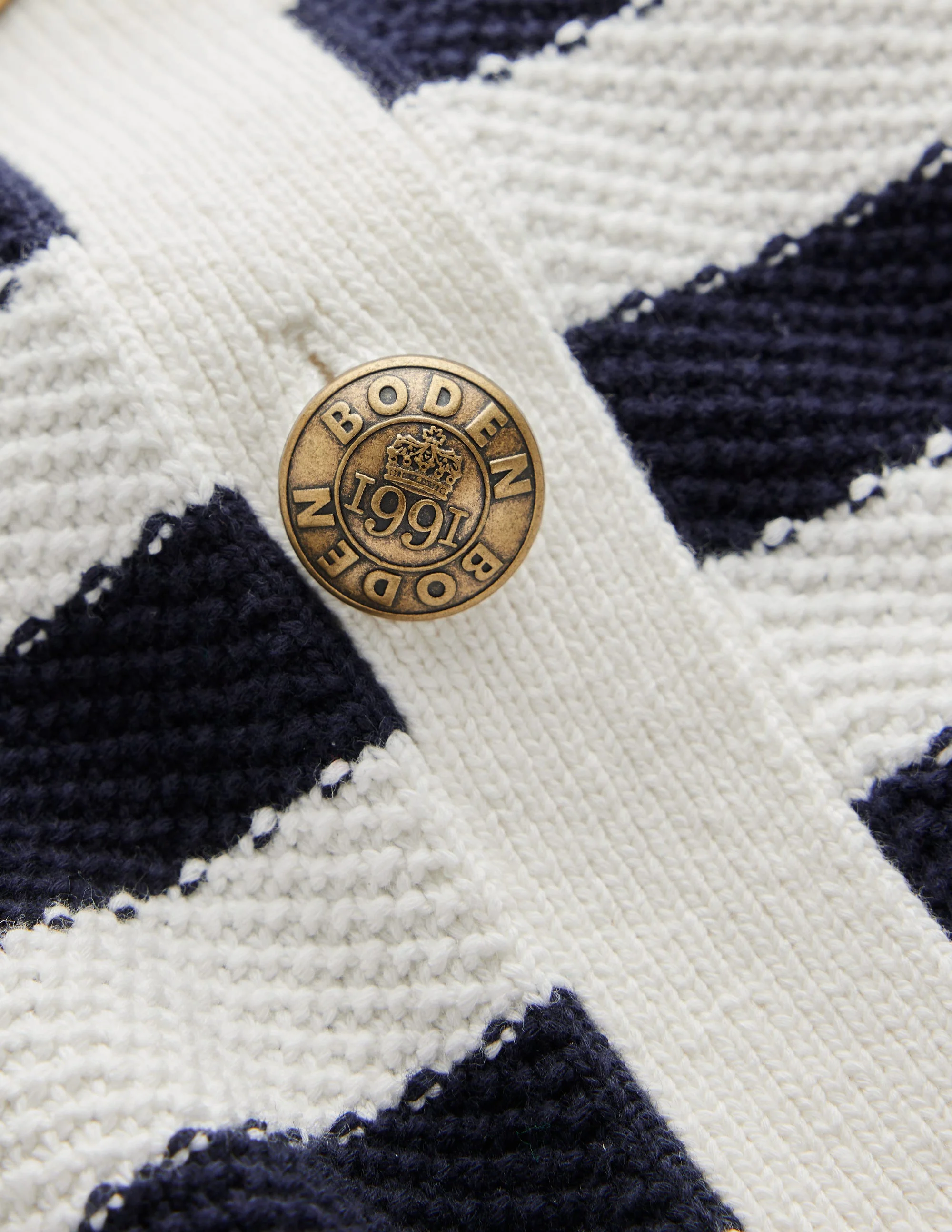 Strickjacke mit Kragen-Französisches Navy/Naturweiß, Gestreift - Image 6