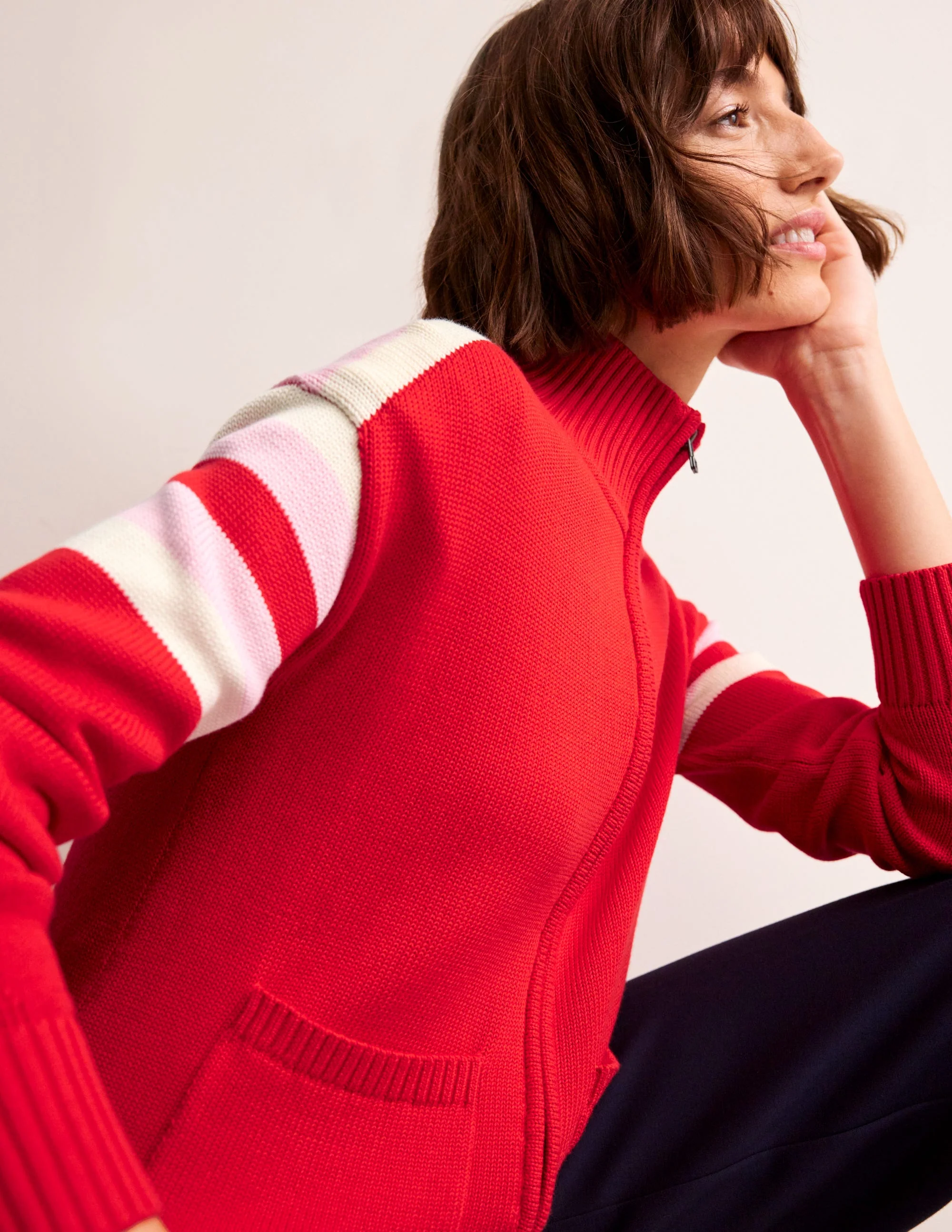 Strickjacke mit Reißverschluss-Flame Scarlet, Naturweiß Streifen