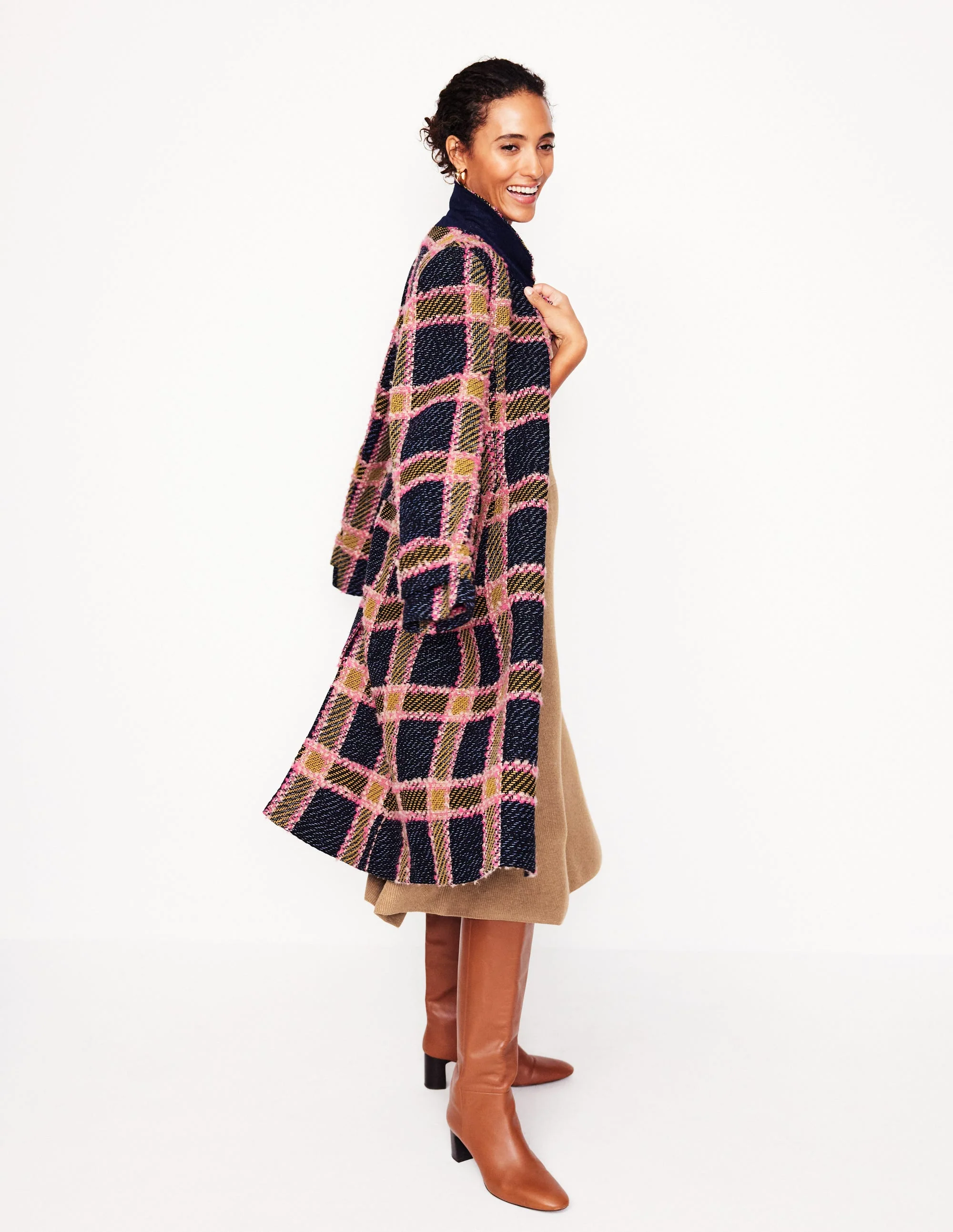 Strickkleid mit Knöpfen an der Schulter-Camel Meliert - Image 4