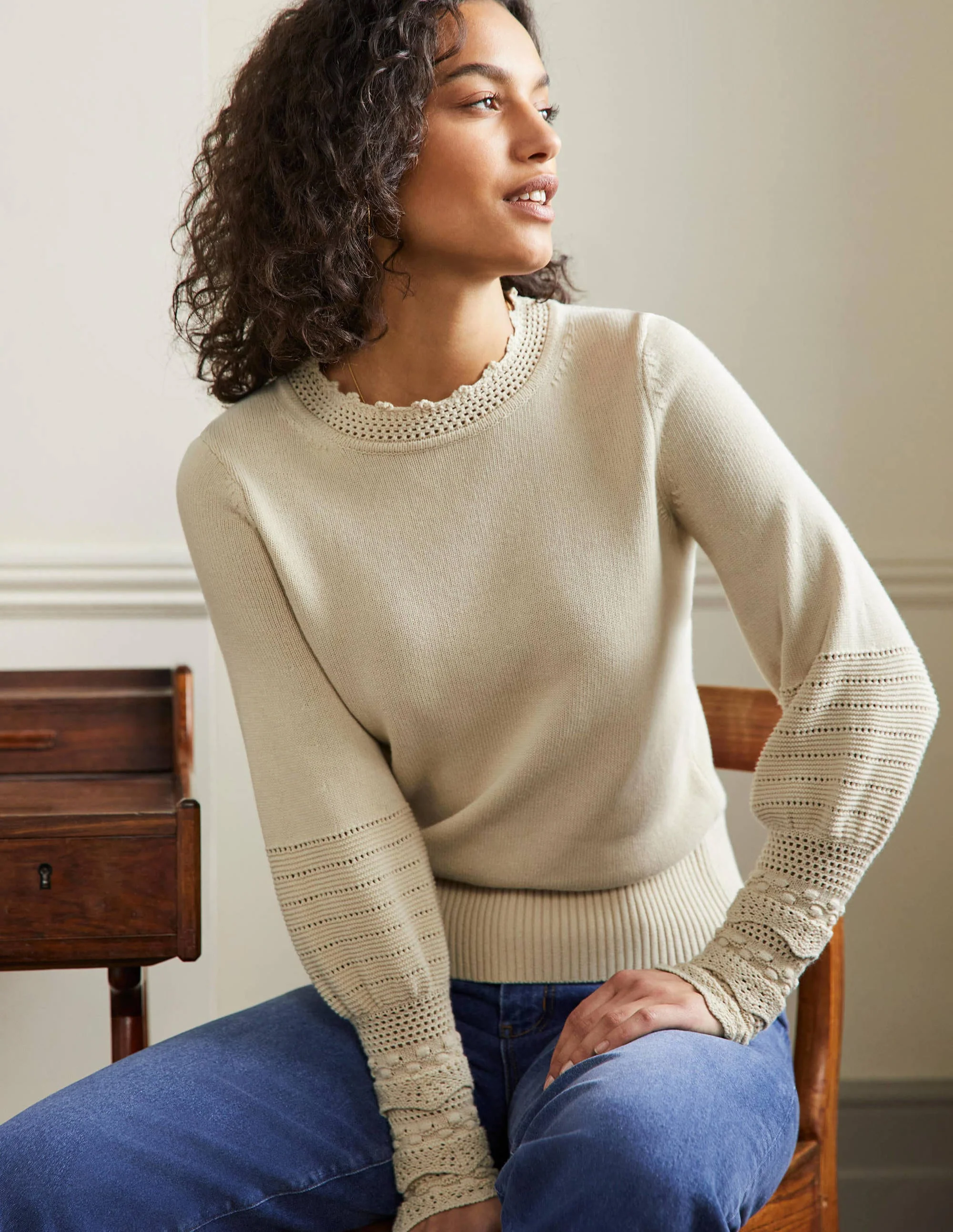 Strickpullover mit Detail am Ärmel-Hellbeige