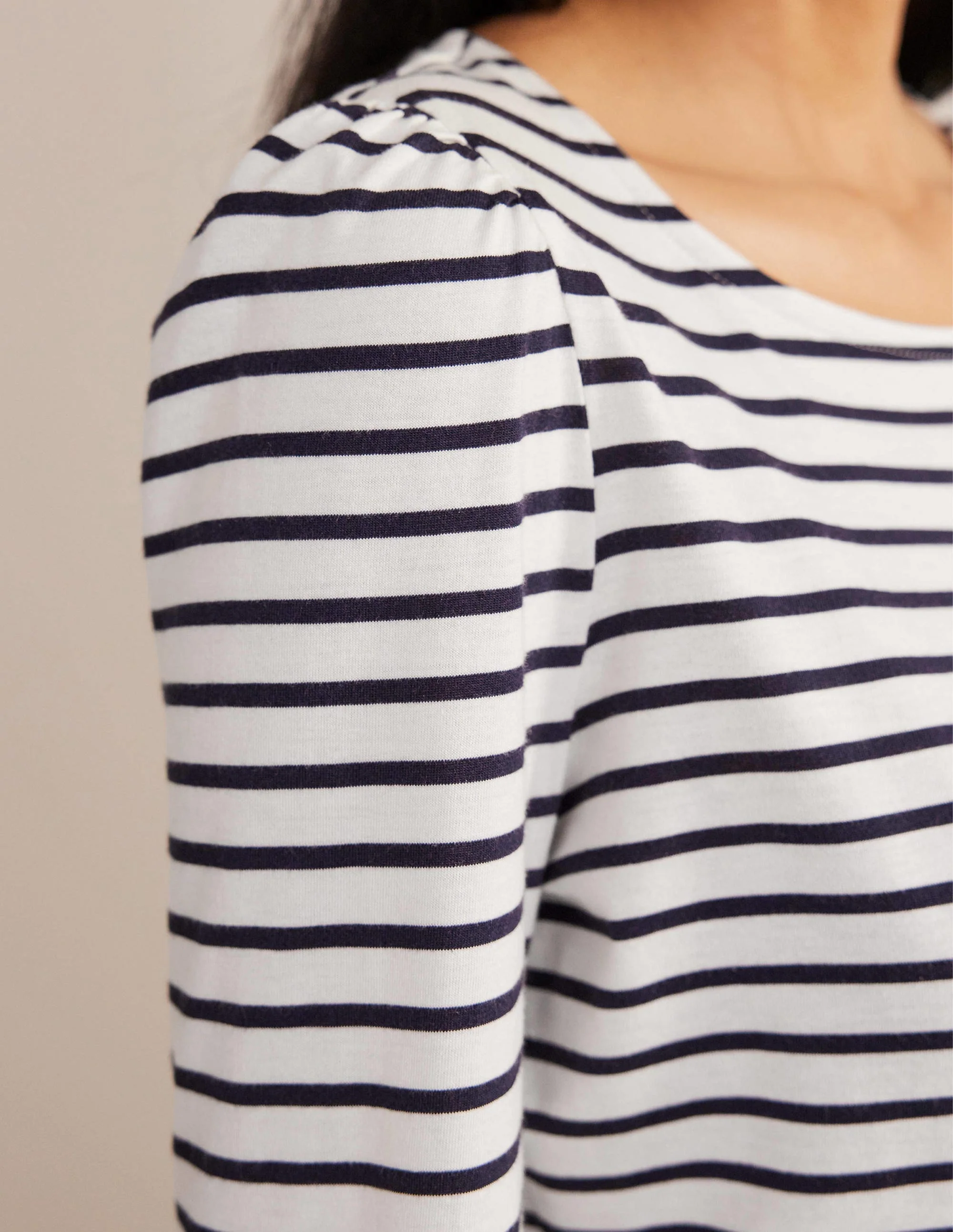 Superweiches, langärmeliges Oberteil-Naturweiß und Navy, Gestreift - Image 2