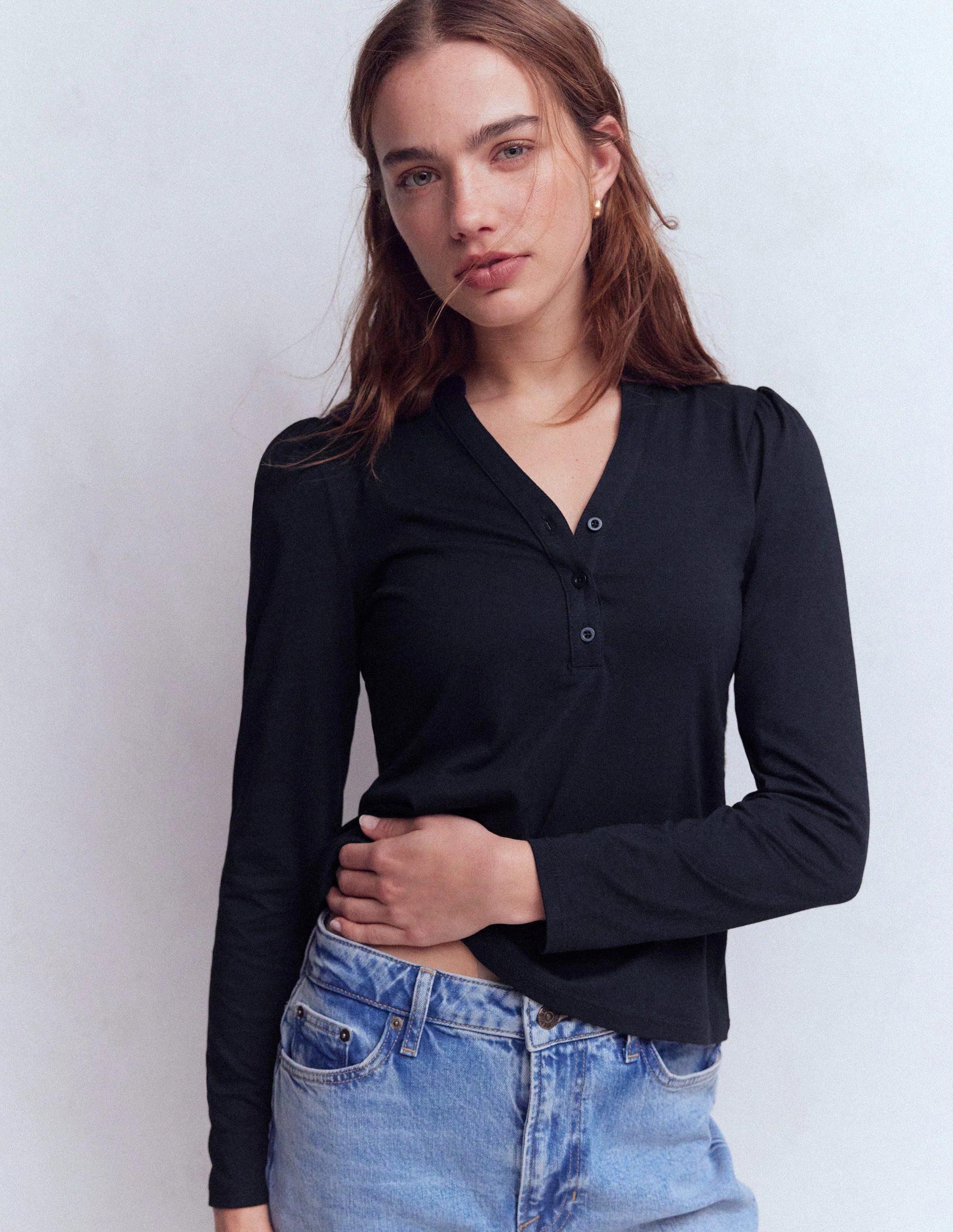 Superweiches Oberteil mit offenem Henley-Kragen-Marineblau - Image 4