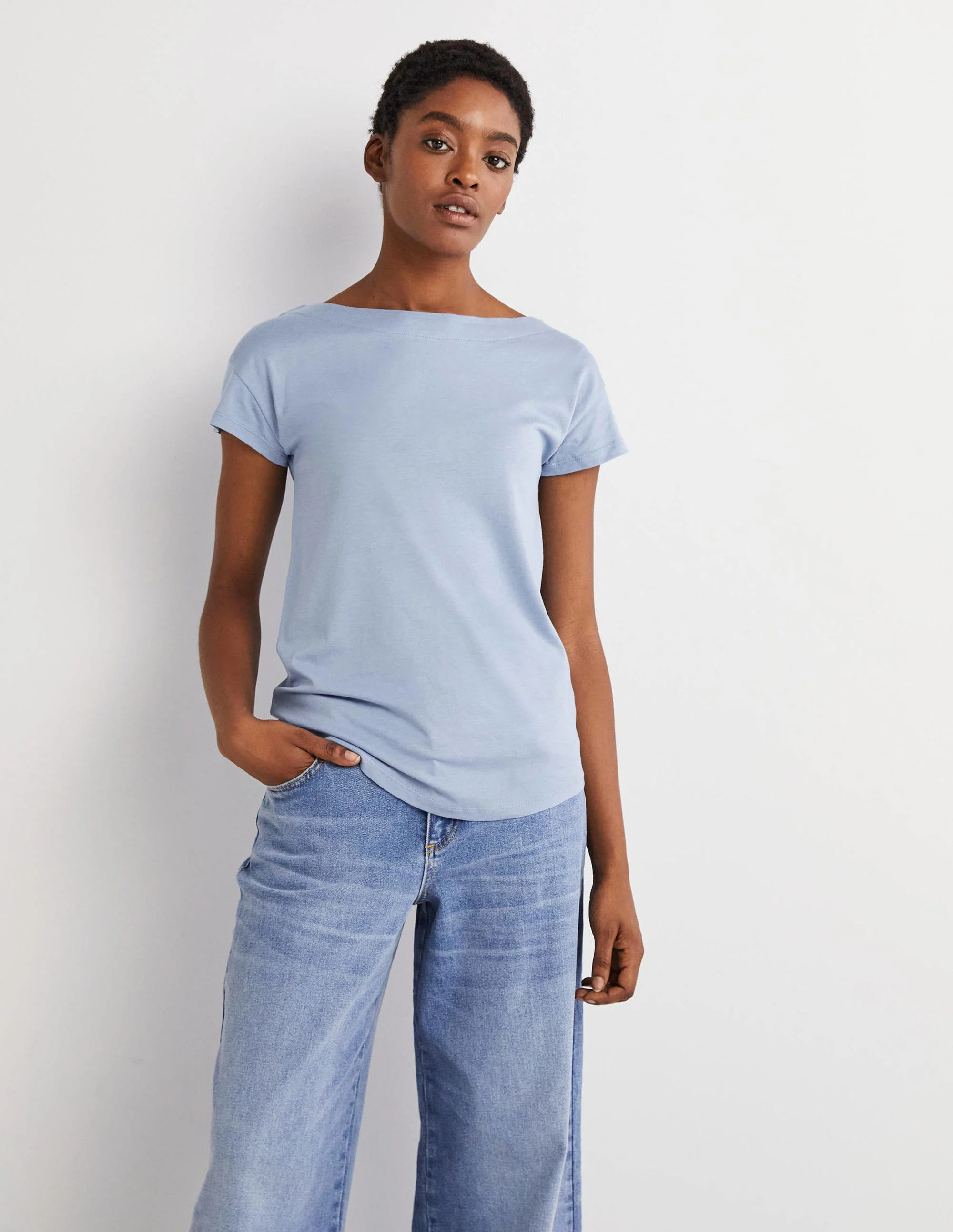 Superweiches T-Shirt mit U-Boot-Ausschnitt-Graublau - Image 4