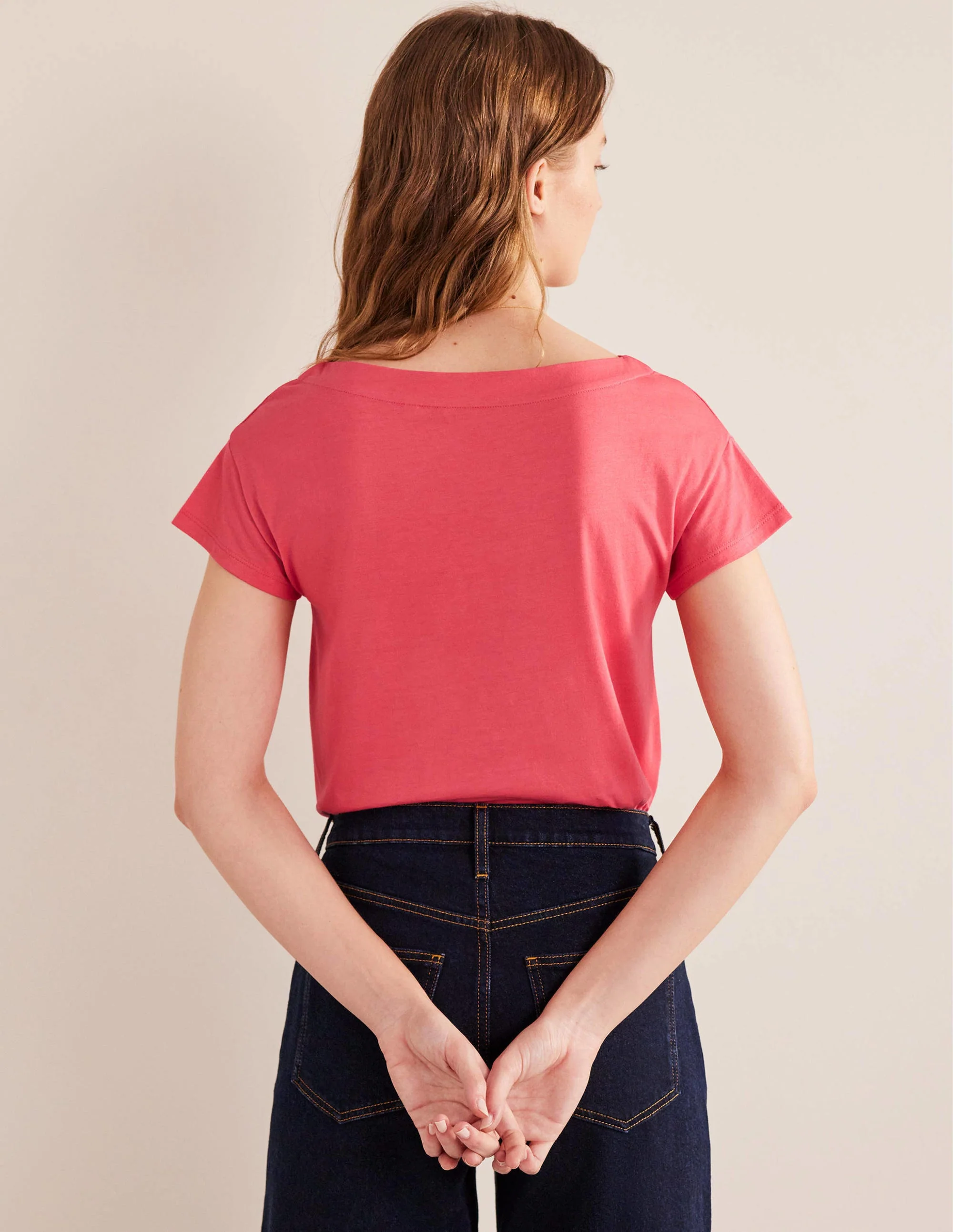 Superweiches T-Shirt mit U-Boot-Ausschnitt-Korallenrot - Image 3