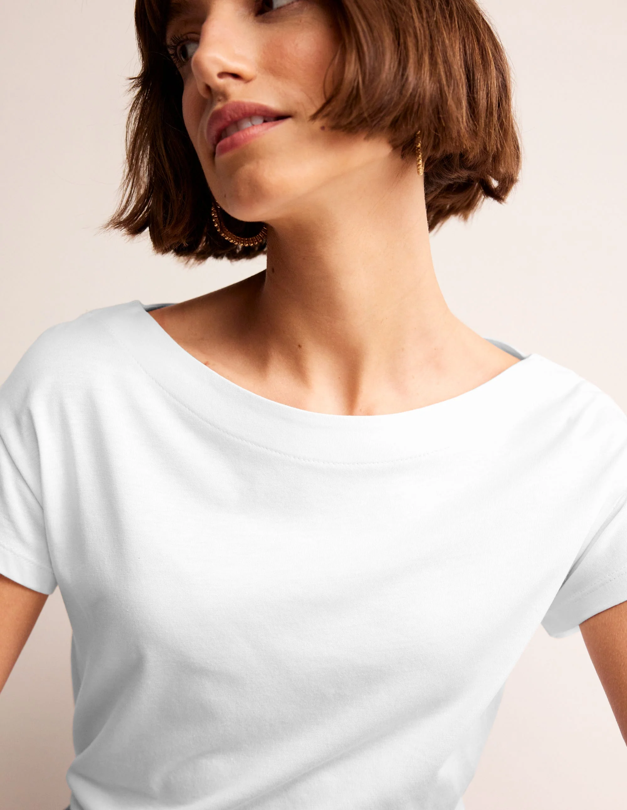 Superweiches T-Shirt mit U-Boot-Ausschnitt-Weiß - Image 3