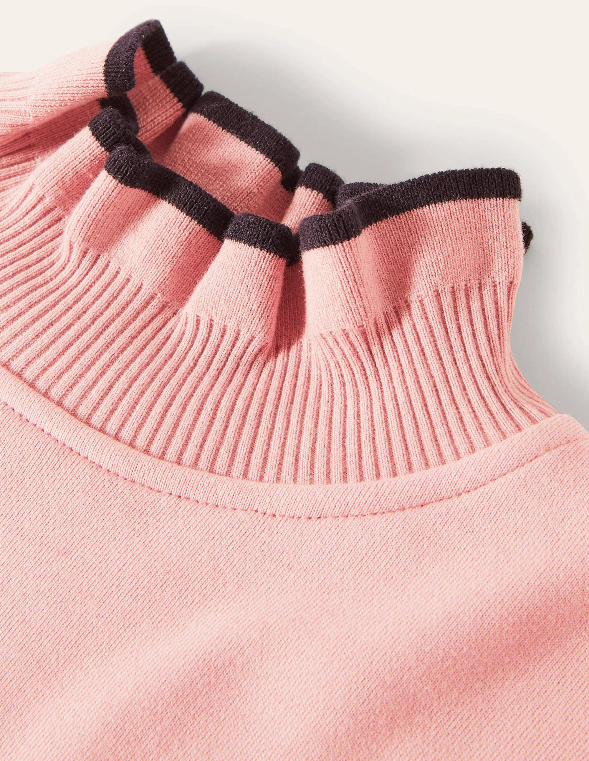 Sweatshirt mit Rüschendetail-Milchshake - Image 6