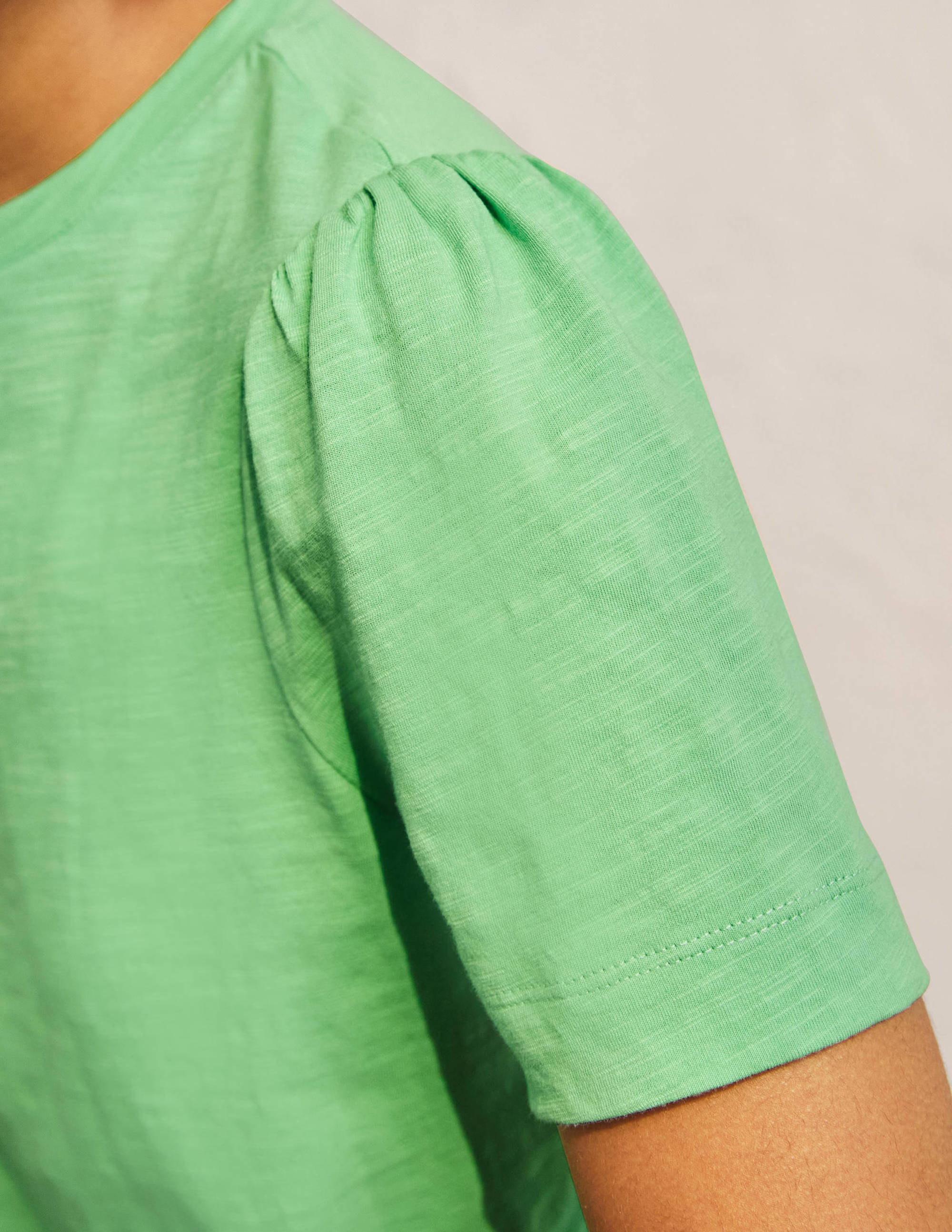T-Shirt aus Baumwolle mit Puffärmeln-Zephirgrün - Image 2