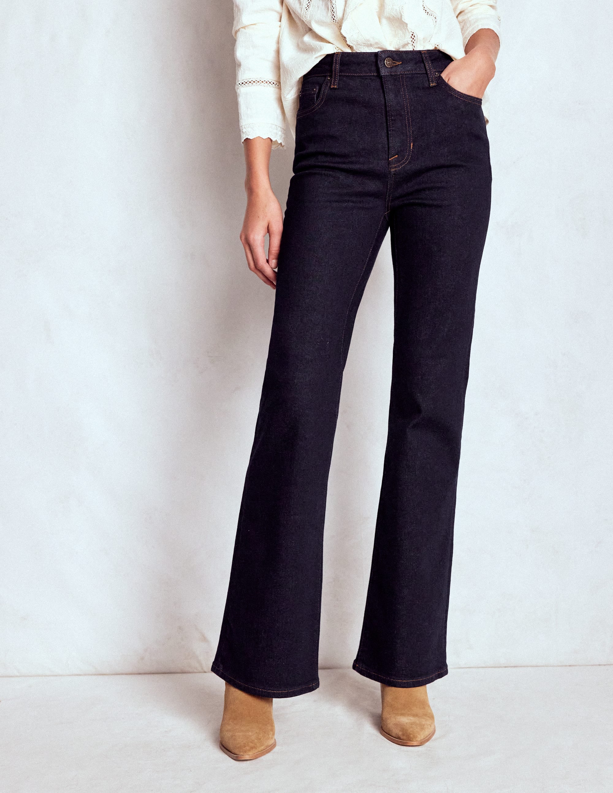 Taillierte Jeans mit hohem Bund und leichtem Schlag-Indigo - Image 5