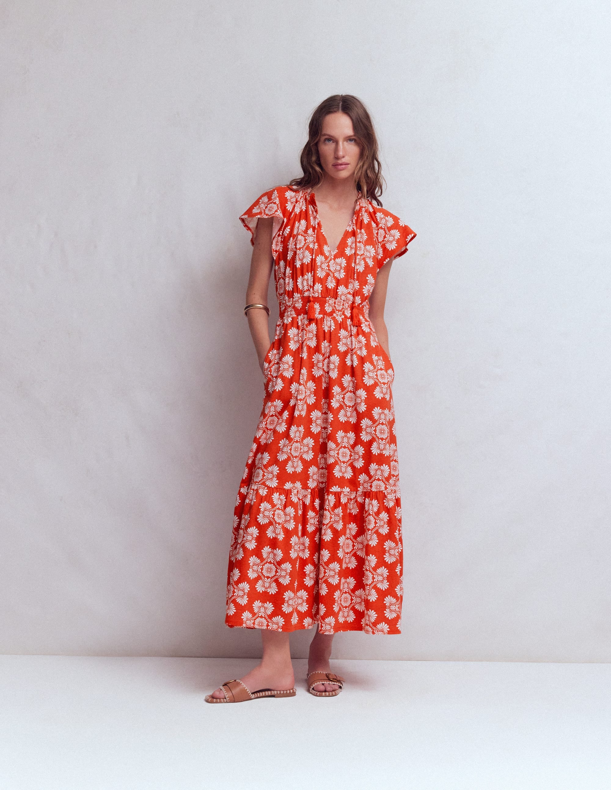 Tala Gestuftes Jersey-Maxikleid-Blutorange, Botanischer Zauber - Image 4