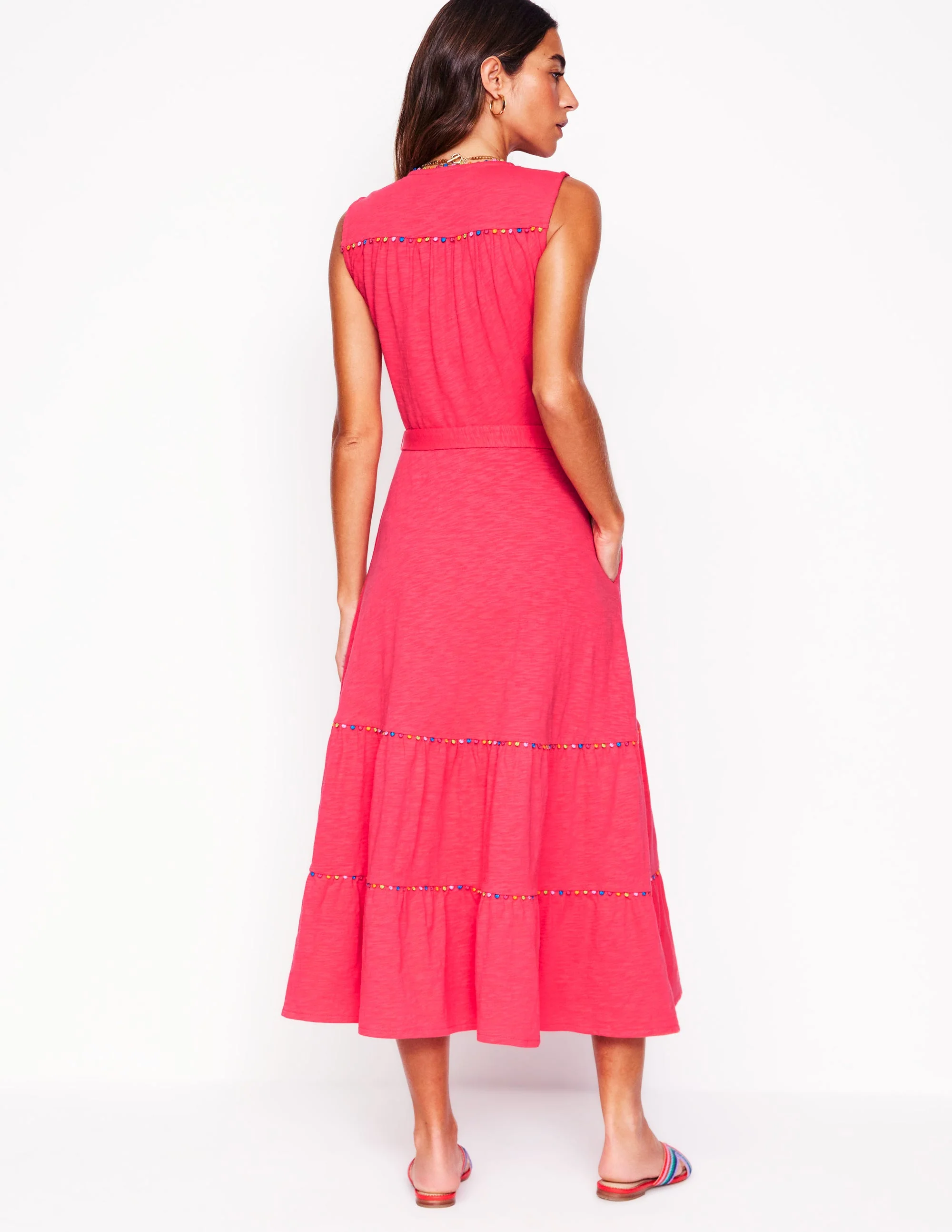 Tara Gestuftes Jerseykleid mit Besatz-Kamelienrosa - Image 3