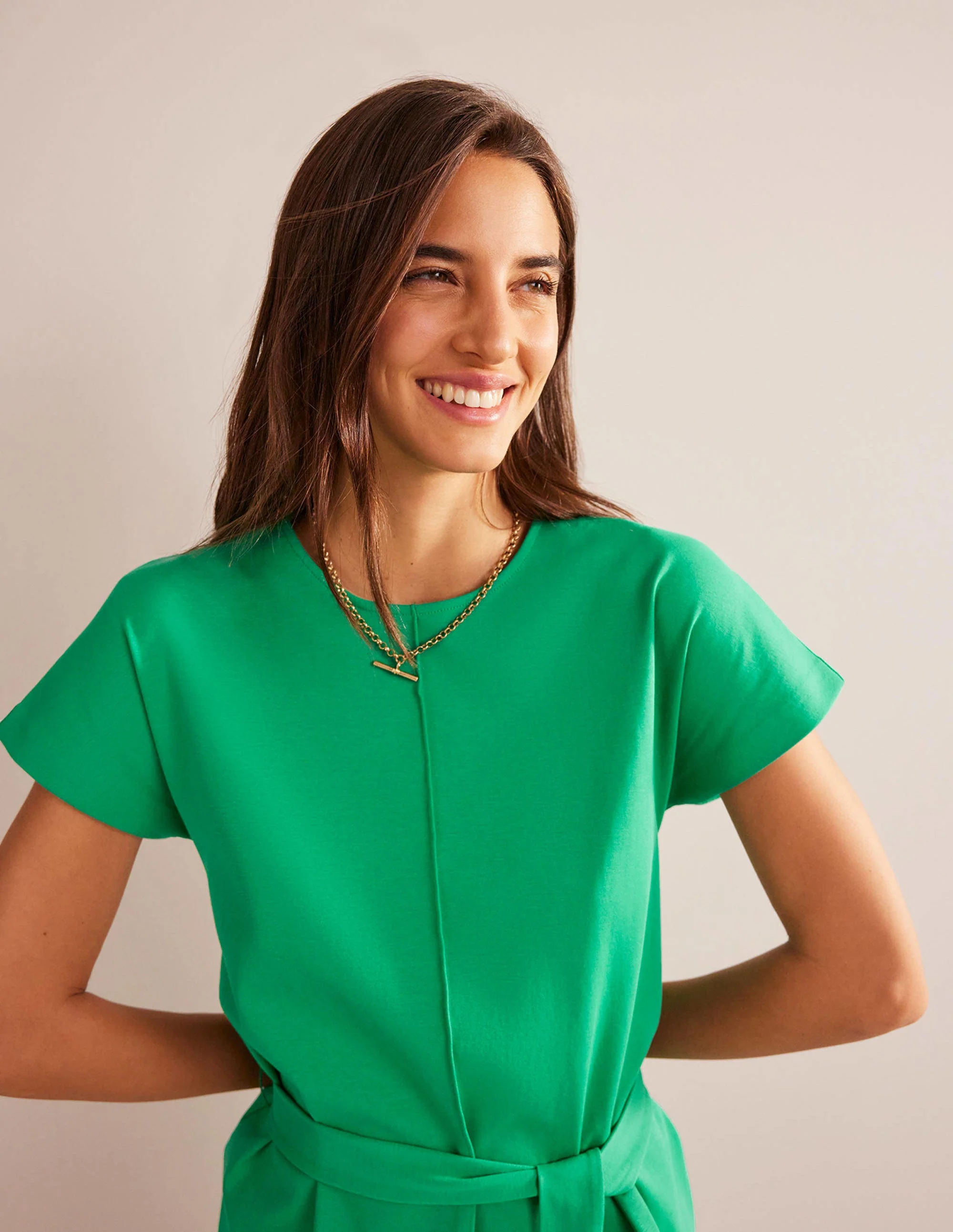 Tara T-Shirt-Kleid aus Jersey-Wiesengrün - Image 2