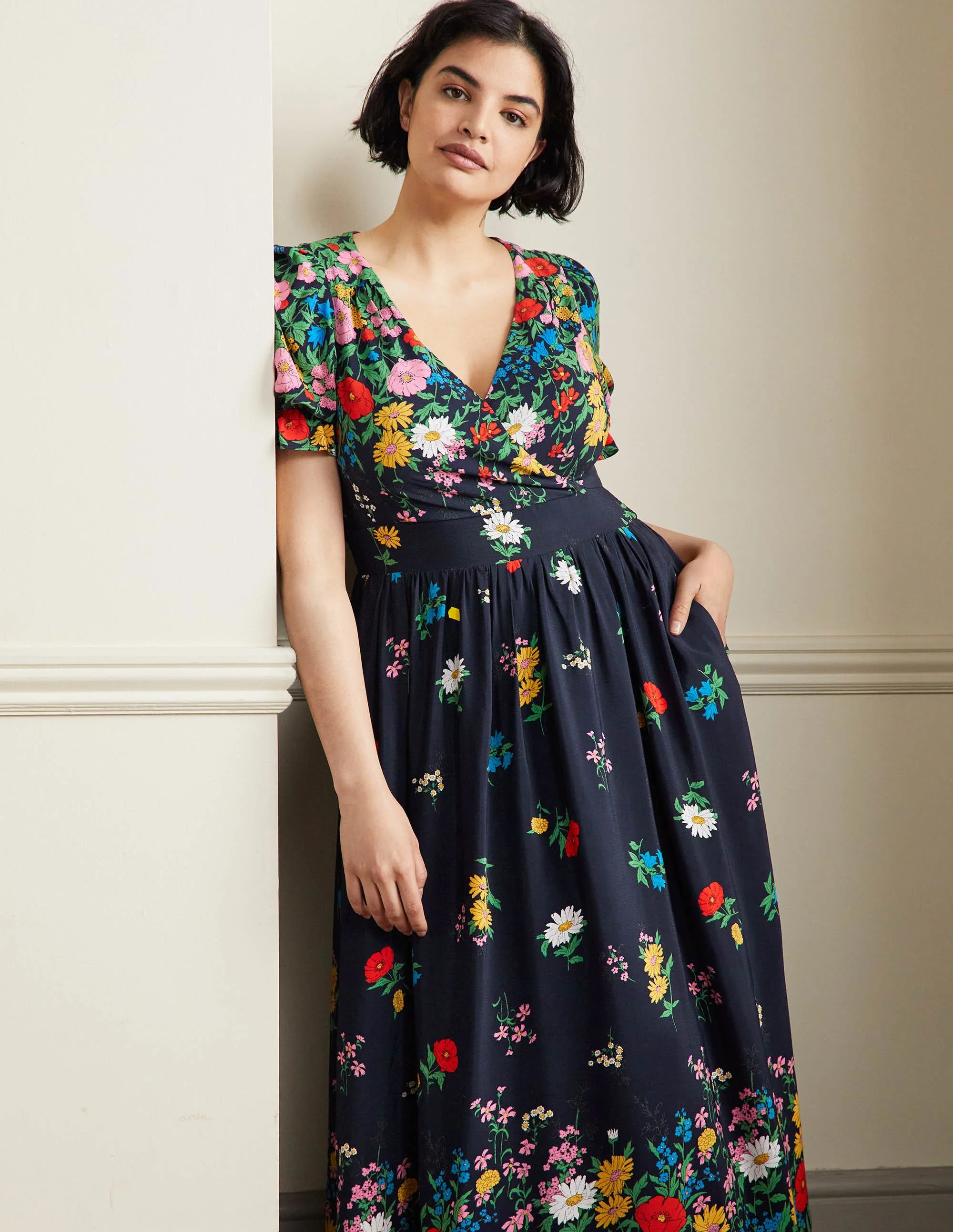 Tessa Maxikleid-Französisches Navy, Gartenblumen - Image 6
