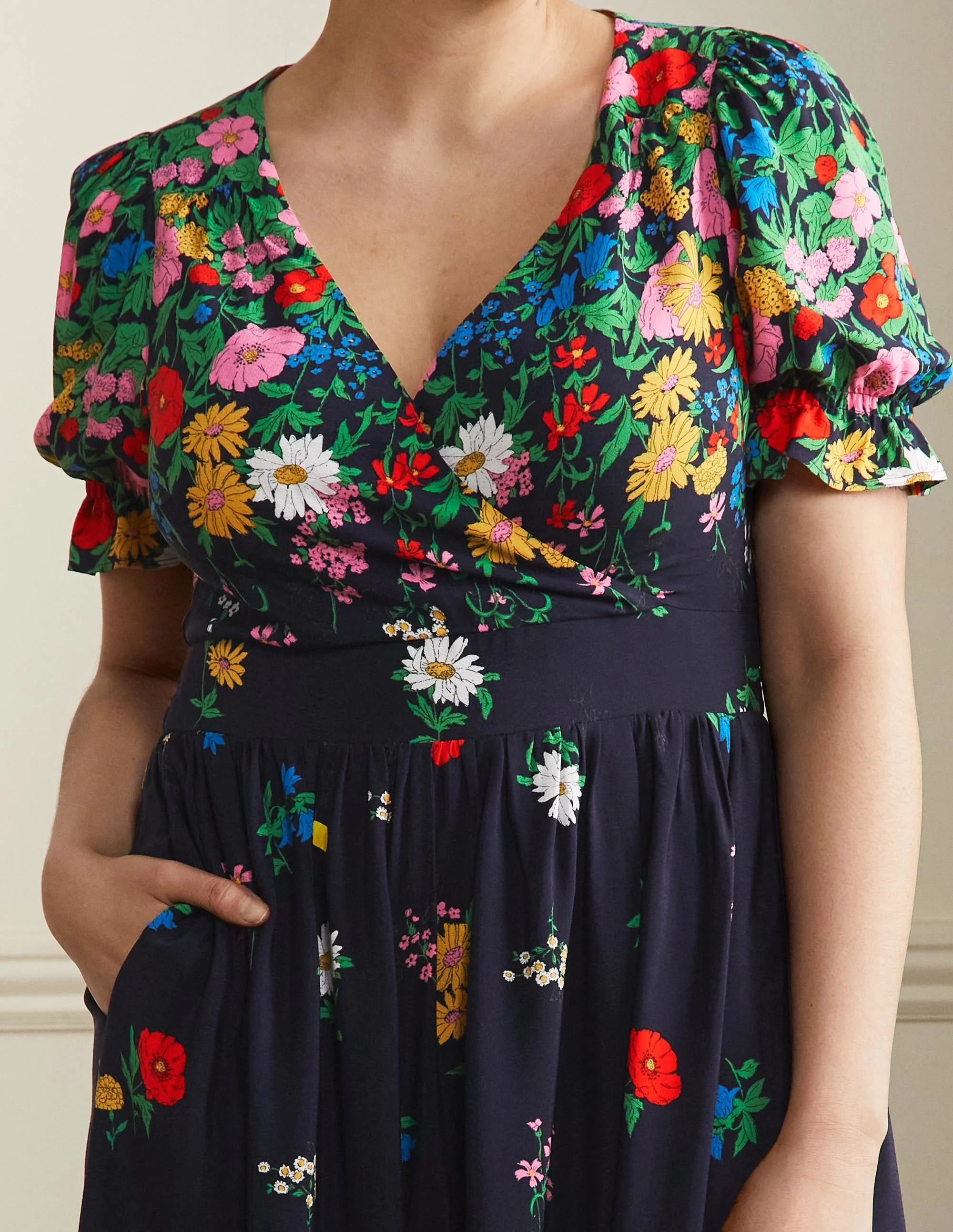 Tessa Maxikleid-Französisches Navy, Gartenblumen - Image 8