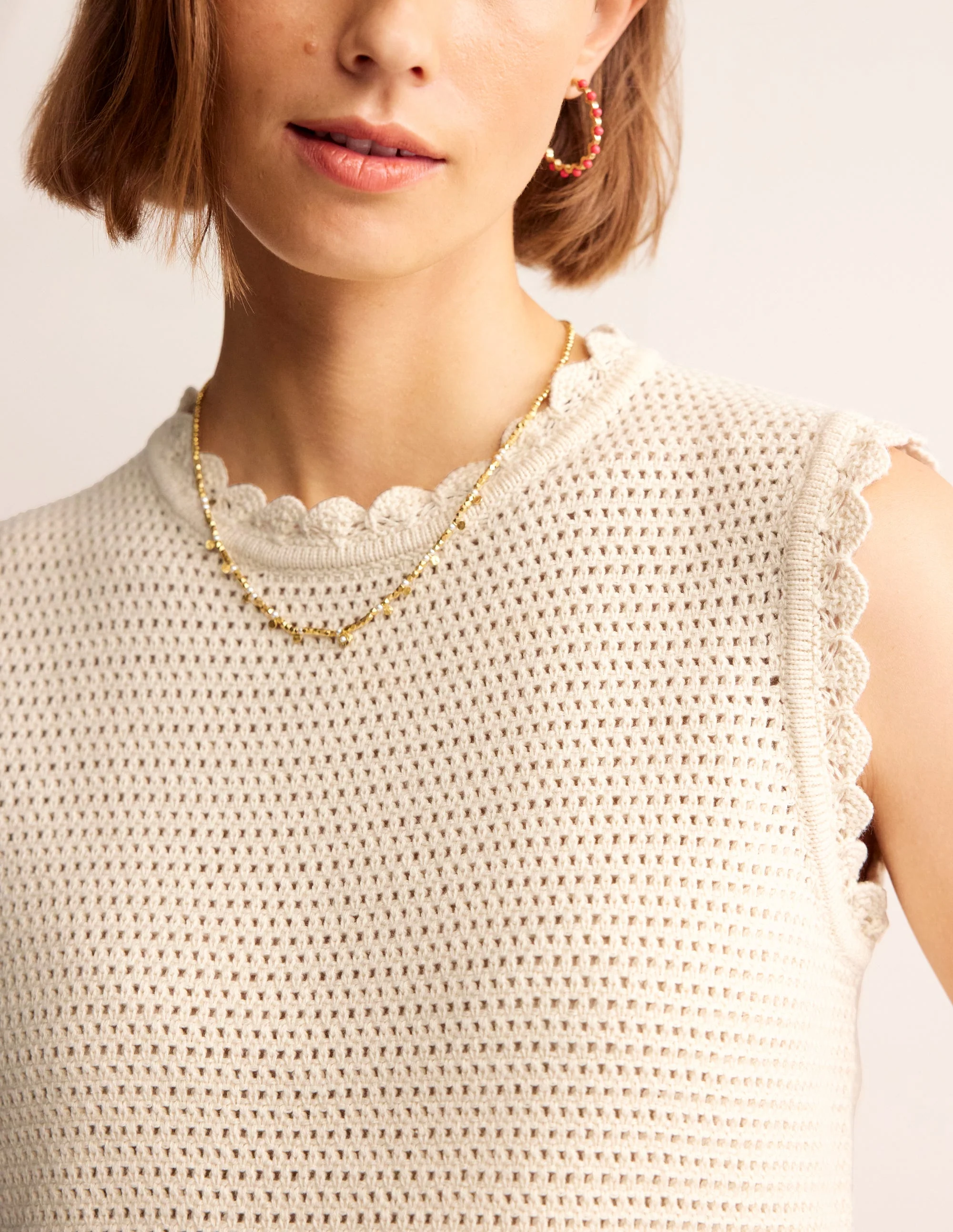 Texturiertes Tanktop mit Muschelsaum-Warmes Naturweiß - Image 2