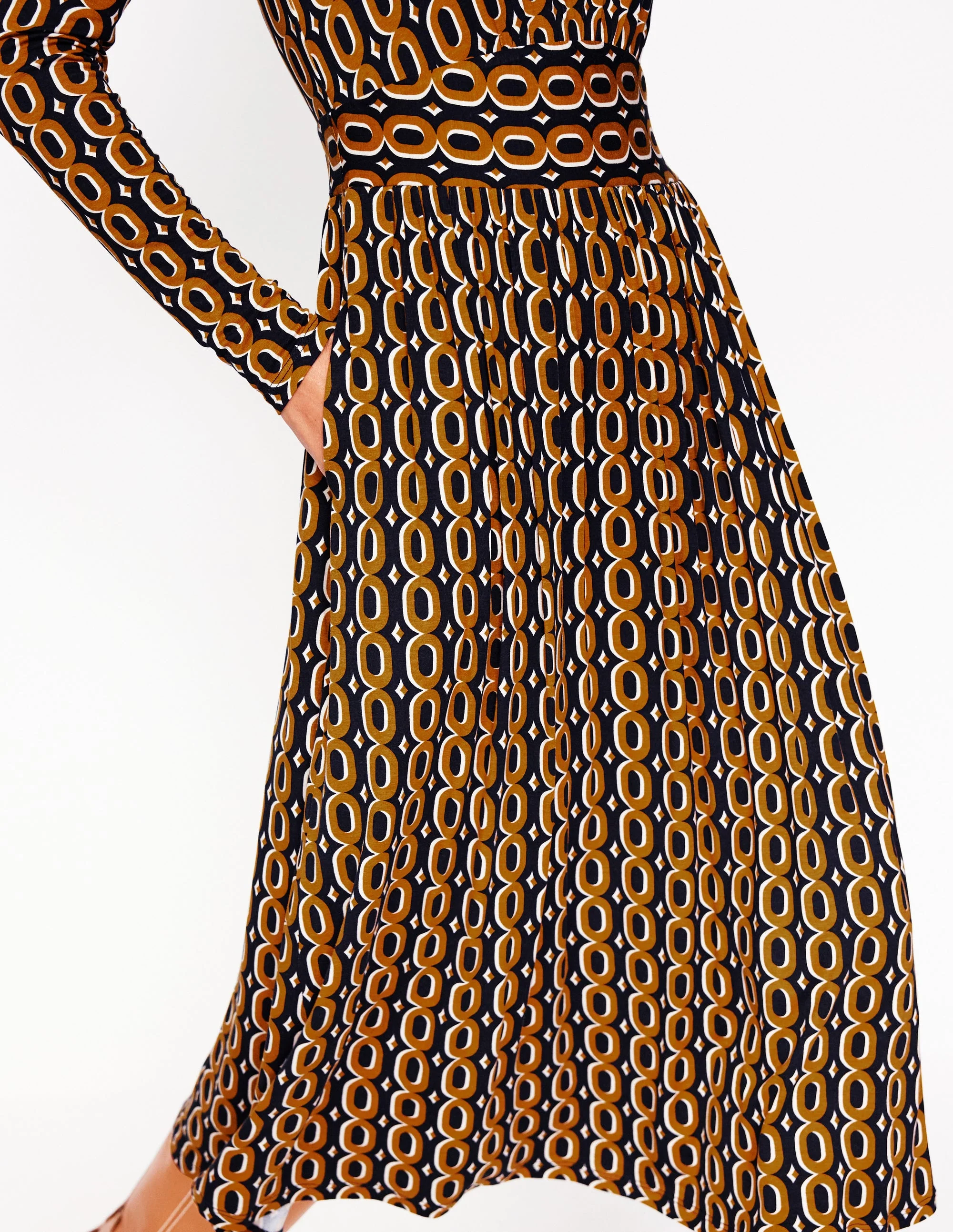 Thea Jerseykleid mit langen Ärmeln-Ocker, Kette - Image 2