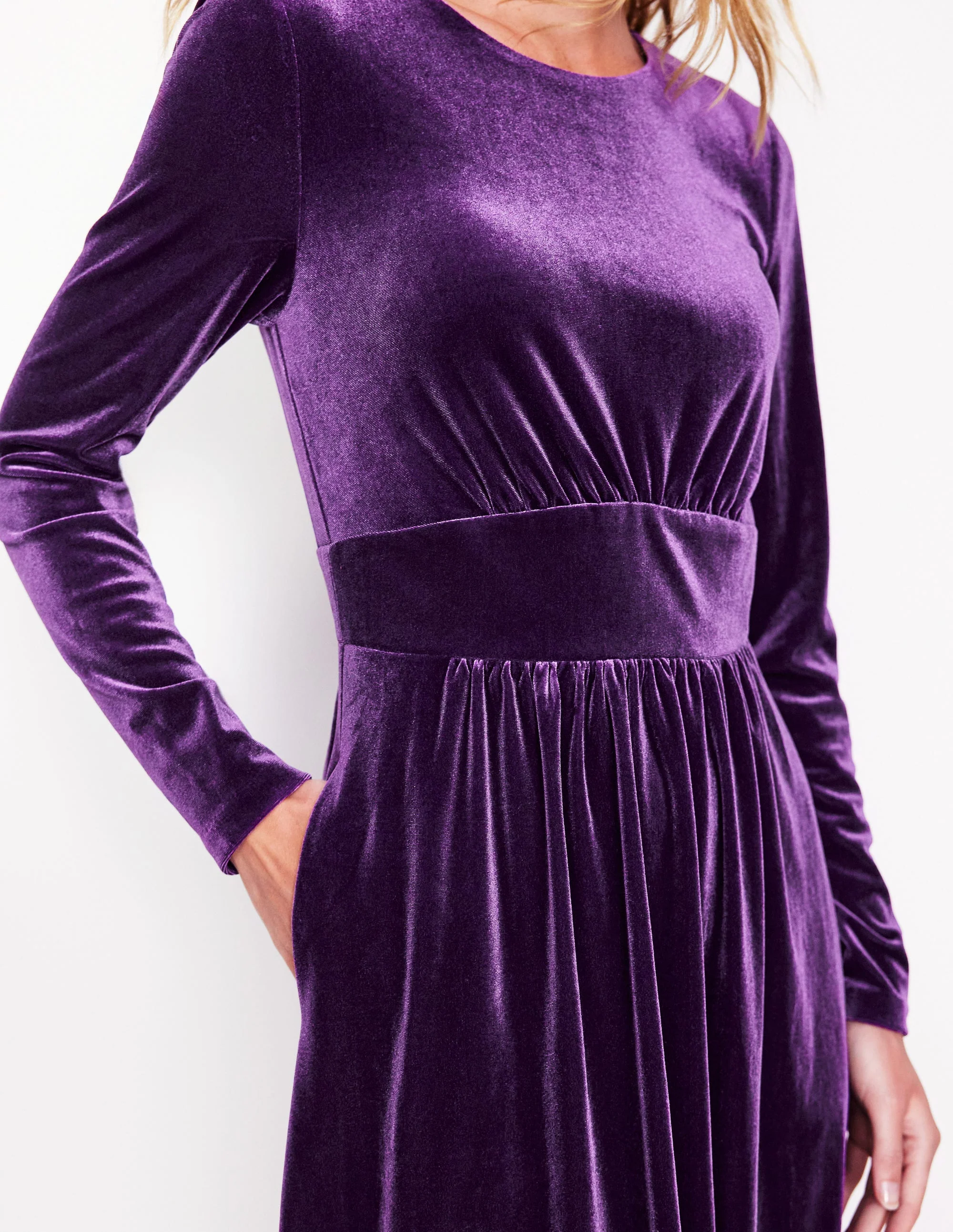 Thea Midikleid aus Samt-Violett - Image 2