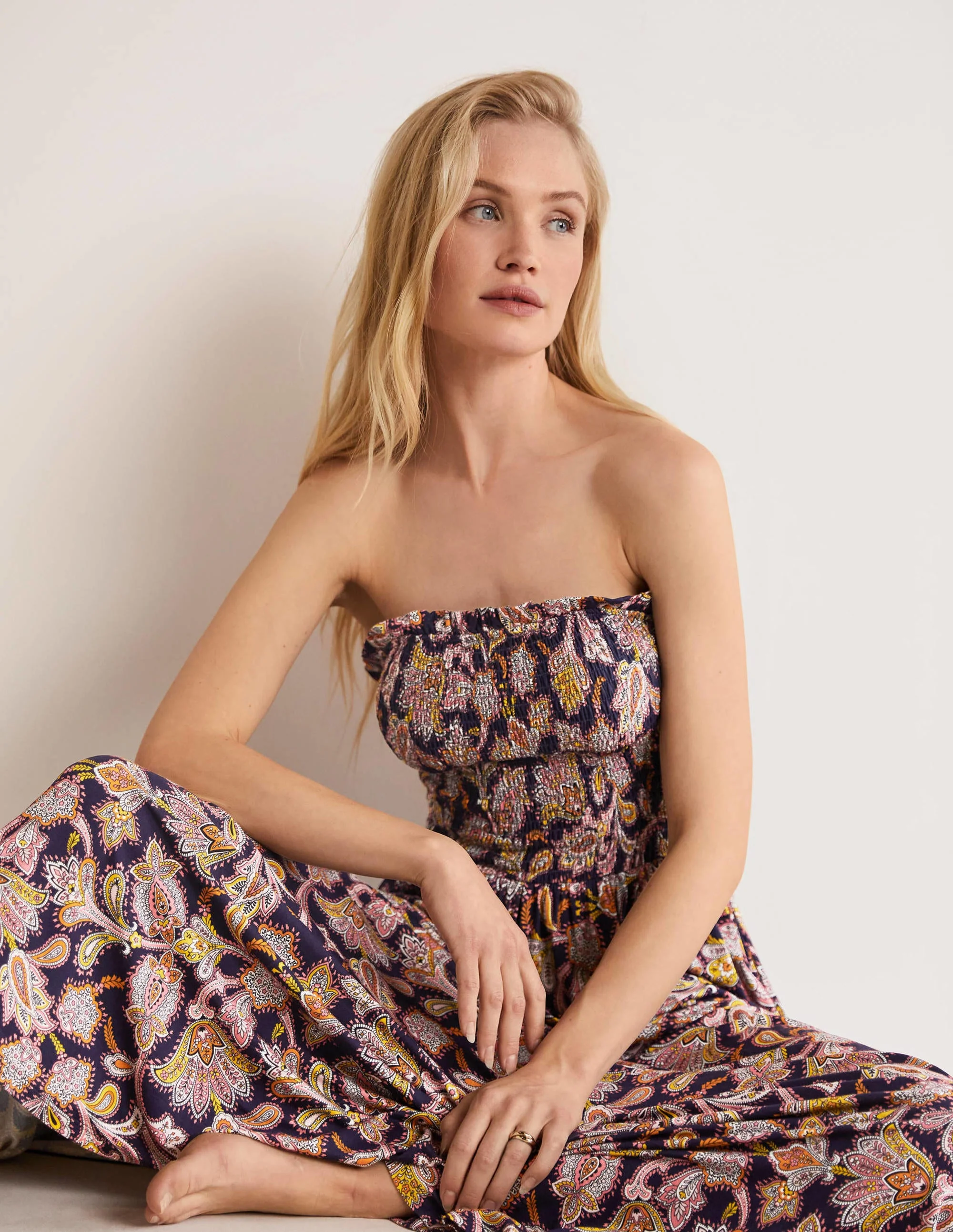 Trägerloses Maxikleid aus Jersey-Französisches Navy, Paisley-Knospen - Image 4