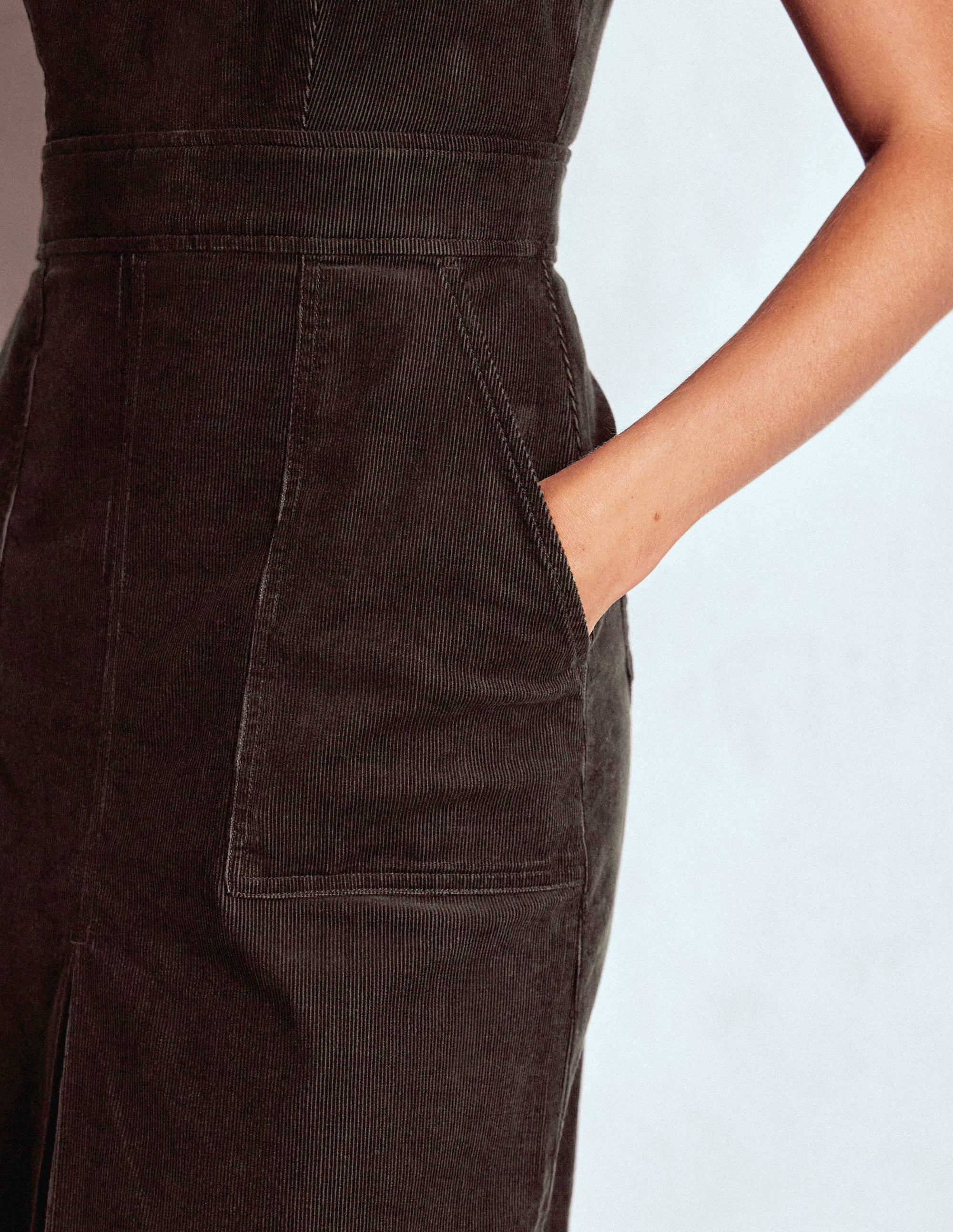 Ula Cord-Midikleid mit Kellerfalte-Espresso - Image 2