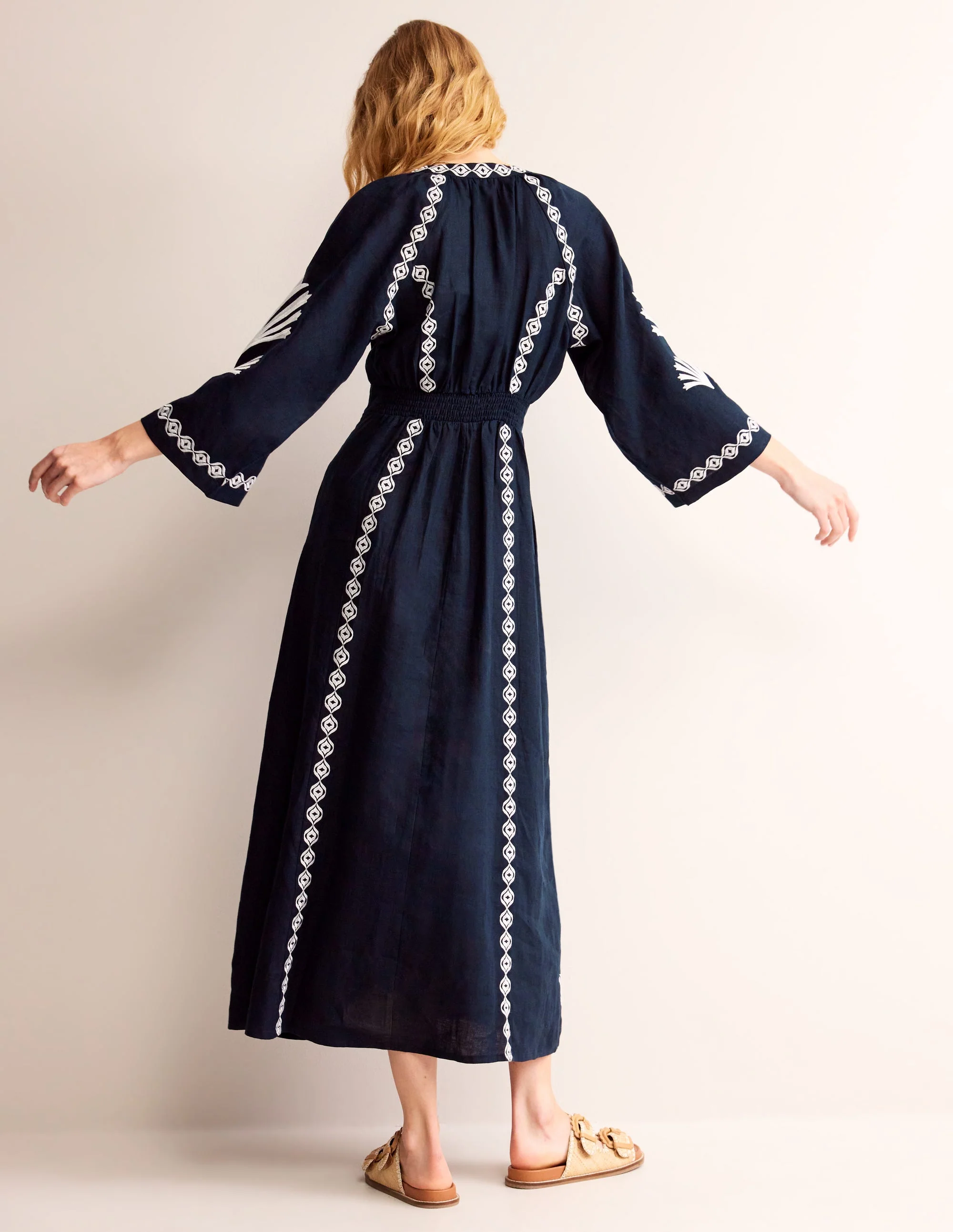Una Leinenkleid mit Stickerei-Marineblau - Image 3