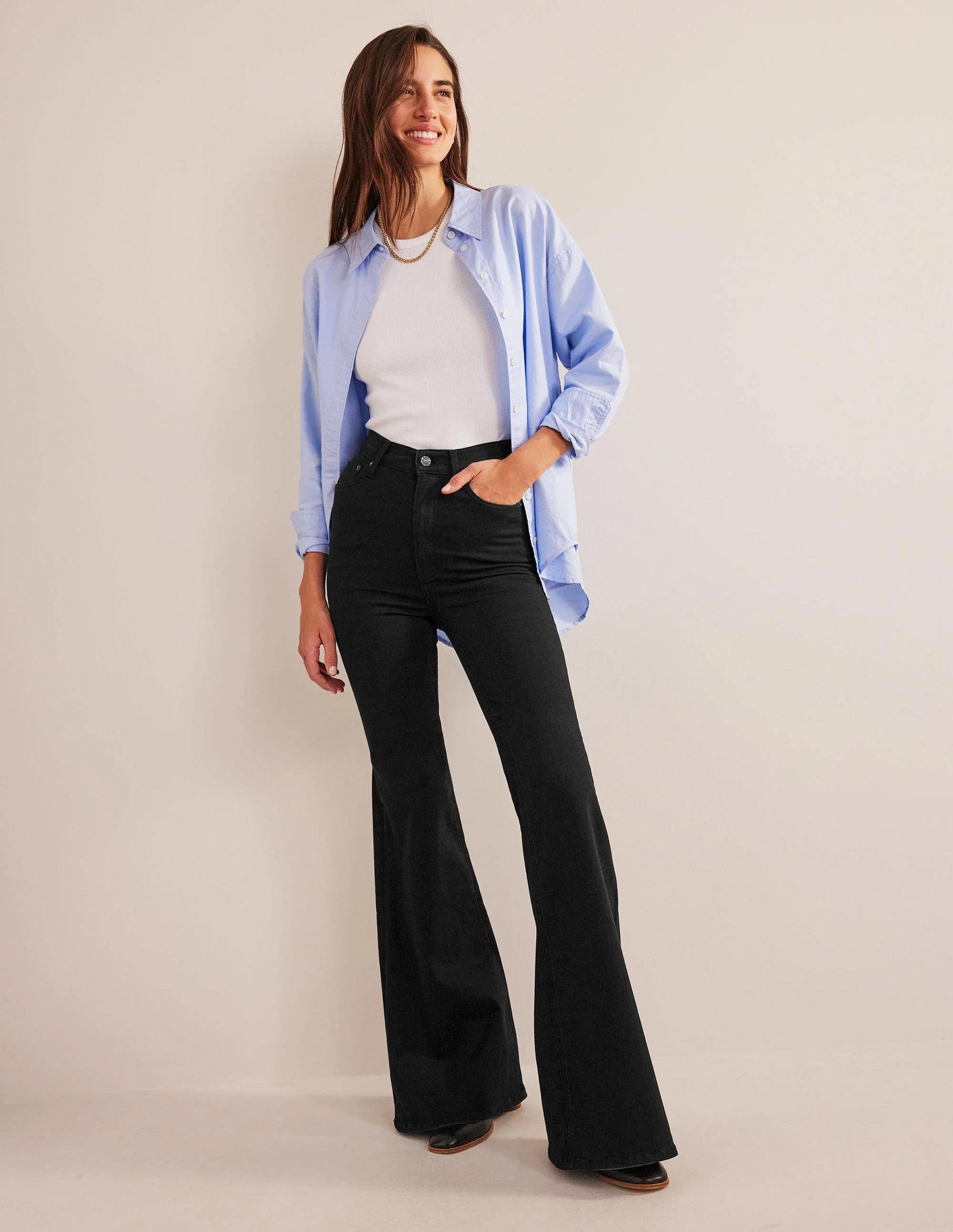 Weit ausgestellte Jeans mit hoher Taille-Schwarz - Image 6