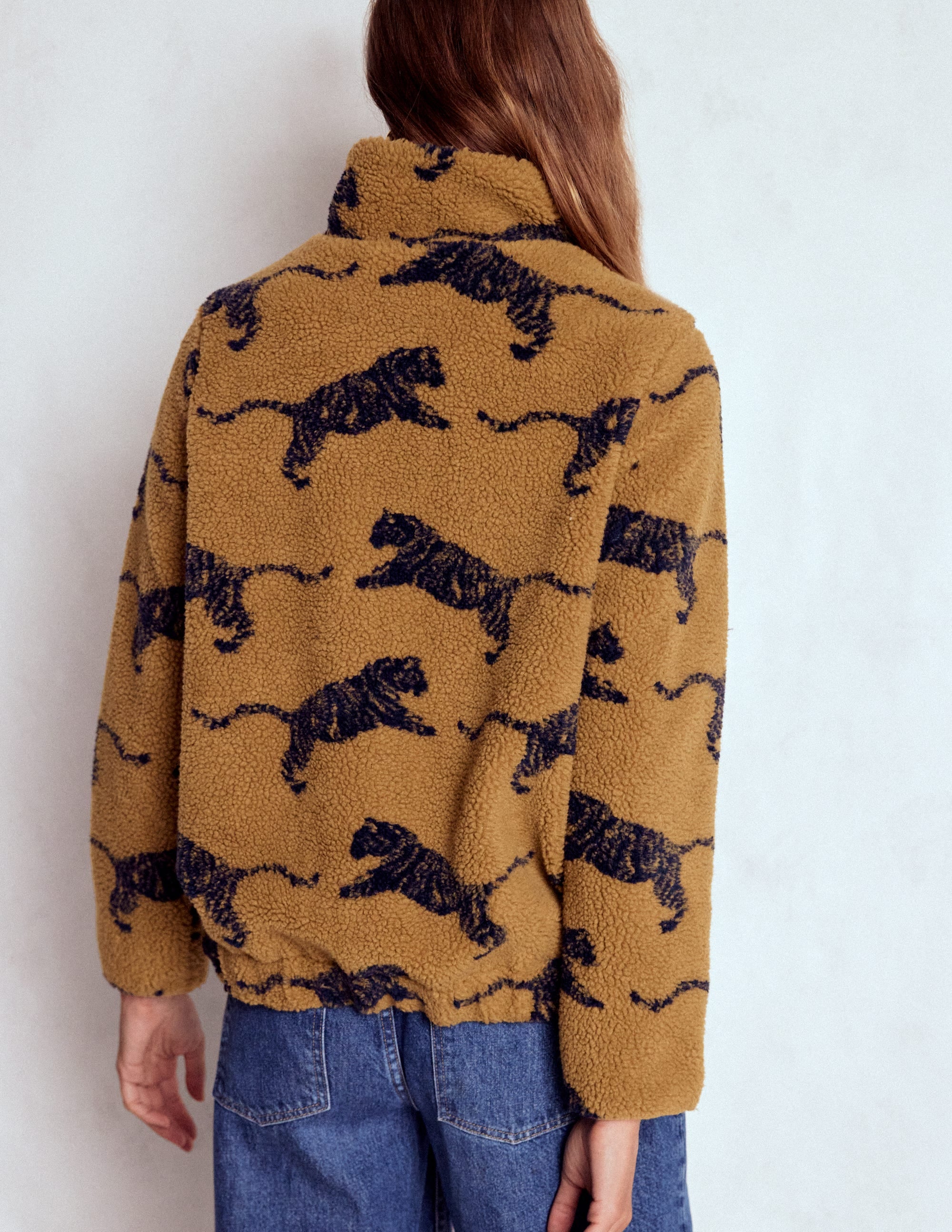 Westminster Teddyfelljacke-Haselnussbraun, Springender Tiger - Image 3