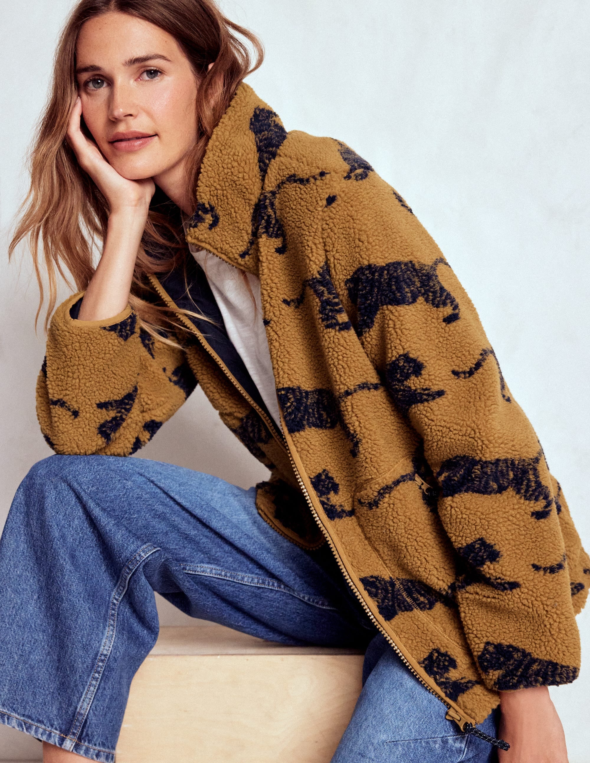 Westminster Teddyfelljacke-Haselnussbraun, Springender Tiger - Image 4
