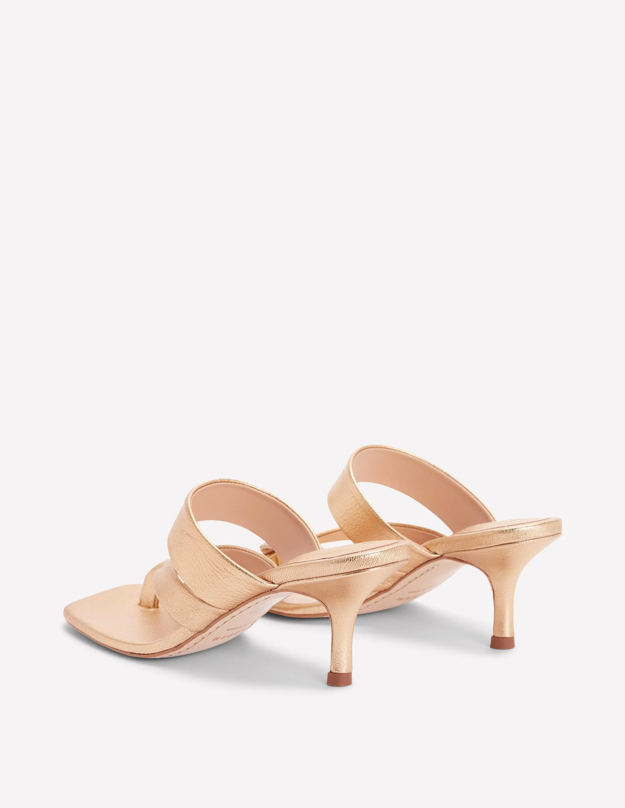 Zehenstegsandalen mit Kitten-Absatz-Gold - Image 4