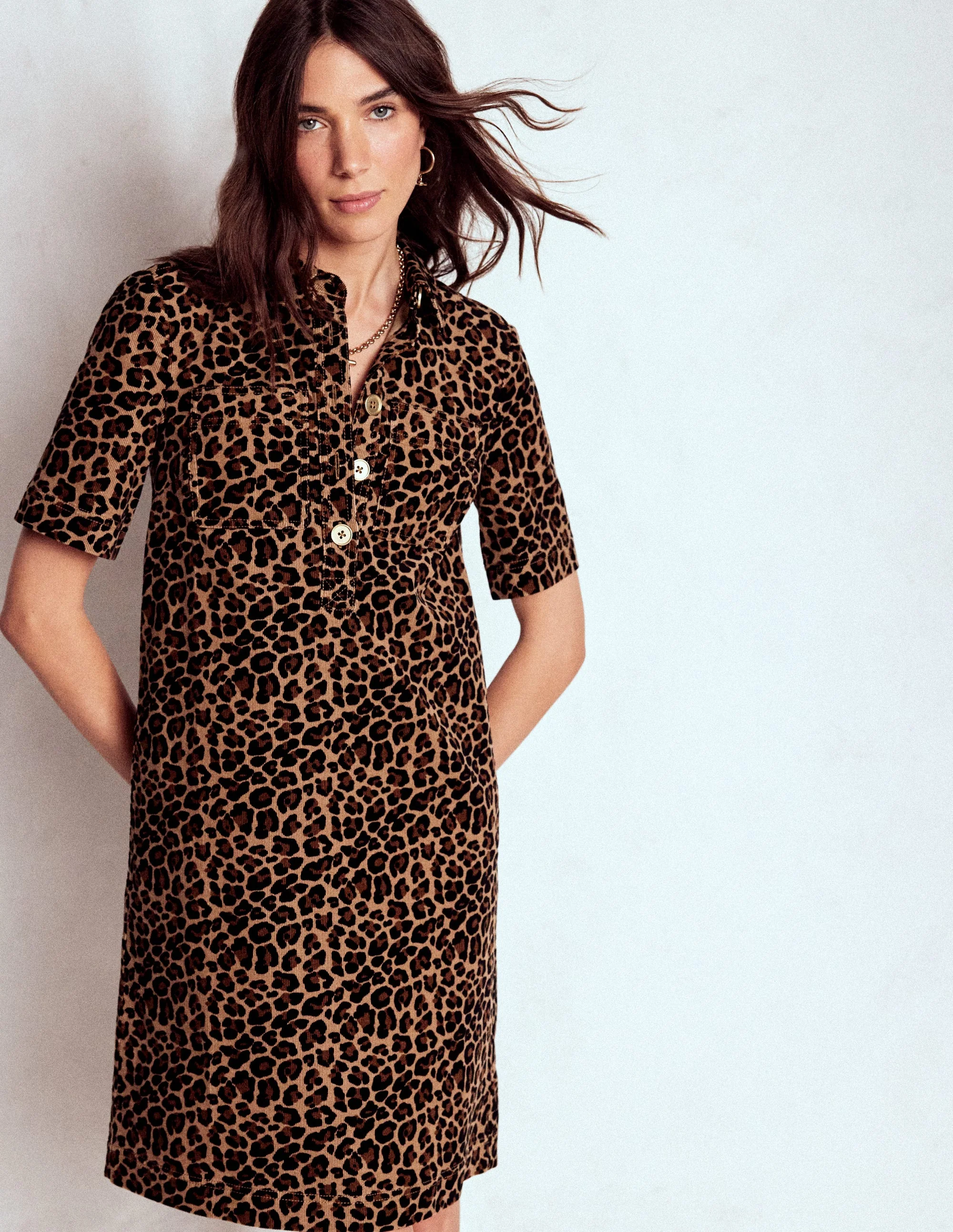 Zia Cord-Hemdblusenkleid mit Tasche-Bunt, Gepard-Pop - Image 6