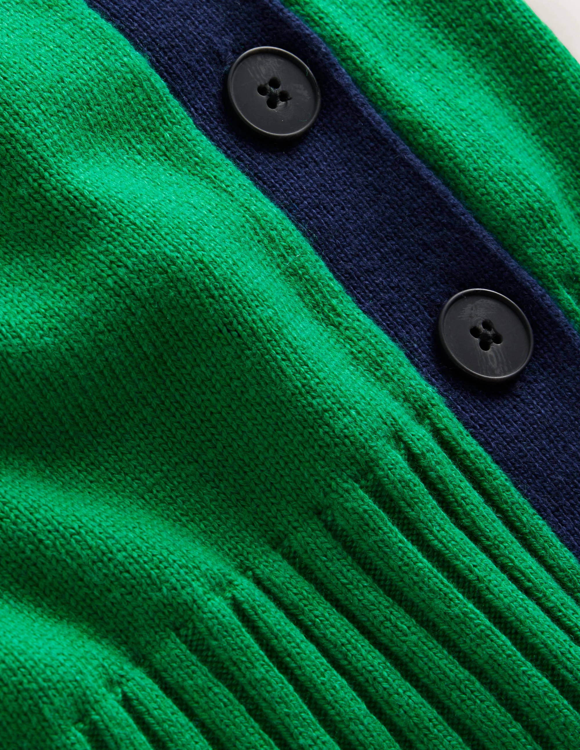 Zia Pullover mit seitlichen Knöpfen-Sattes Smaragdgrün - Image 6