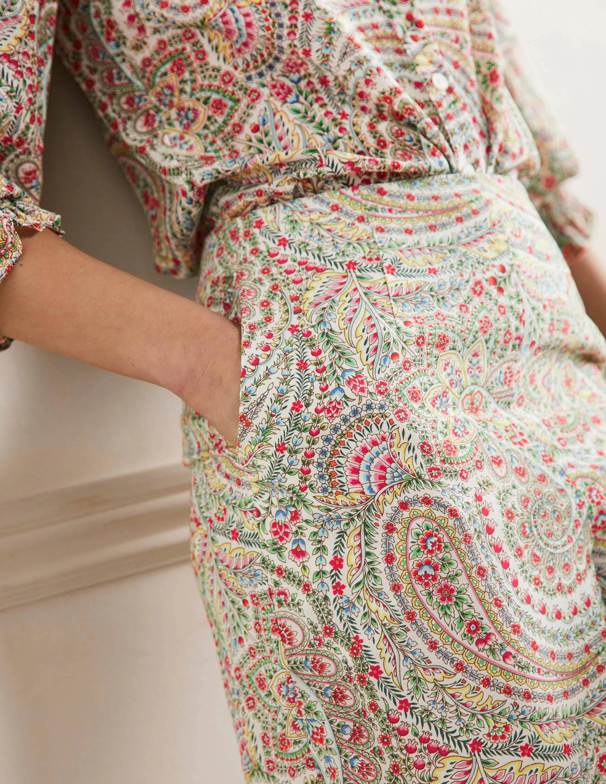 Zoe Palazzo-Hose mit weitem Bein-Naturweiß, Florales Paisleymuster - Image 2