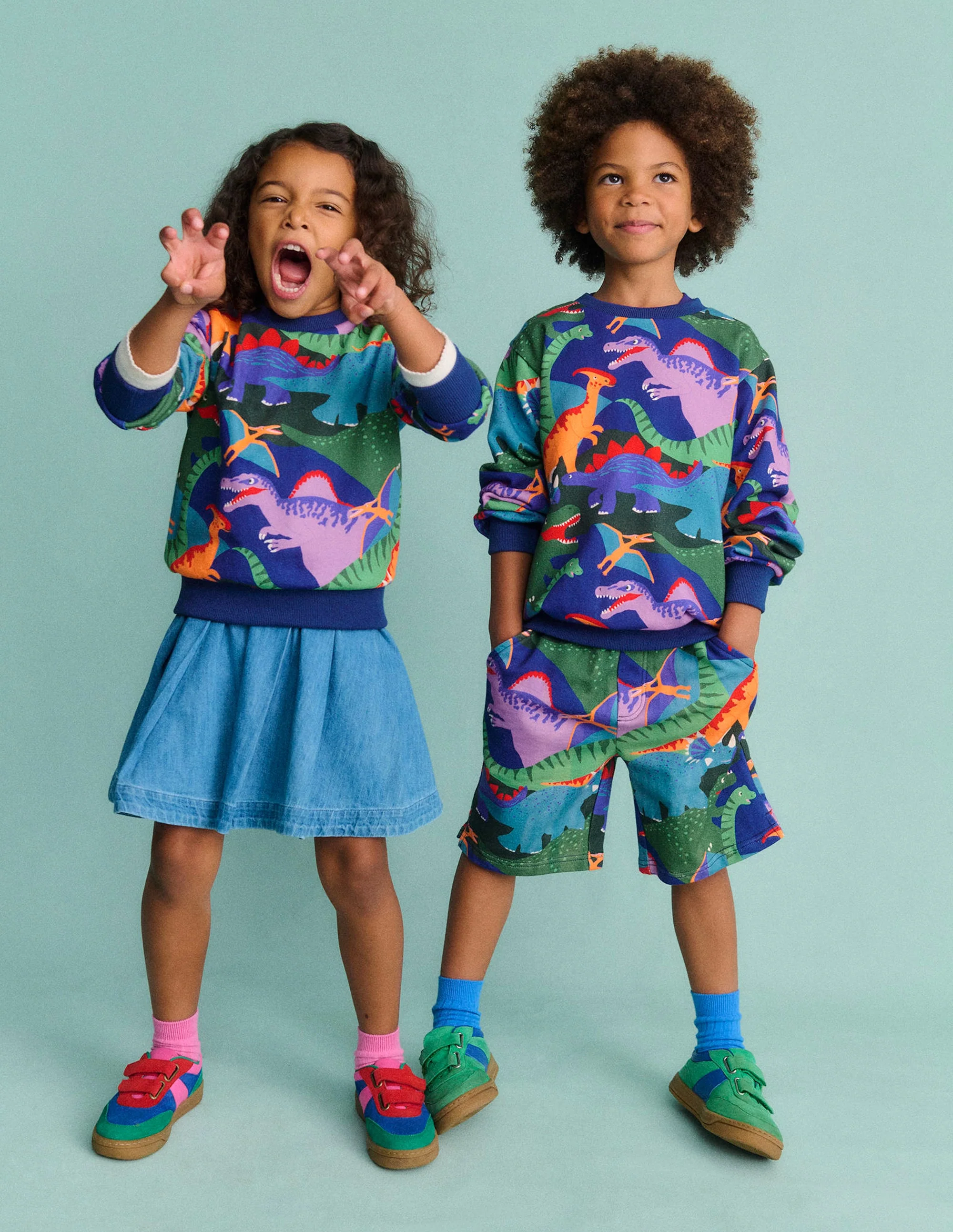 Bedrucktes Sweatshirt-Bunt Dino Tarnmuster - Image 4