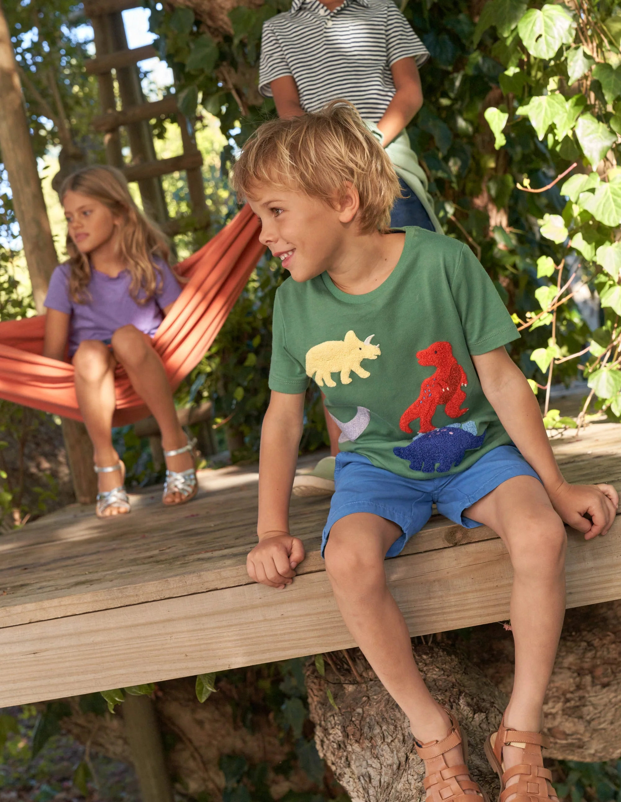 Dino-T-Shirt aus Bouclé-Rosmaringrün Dinosaurier - Image 4