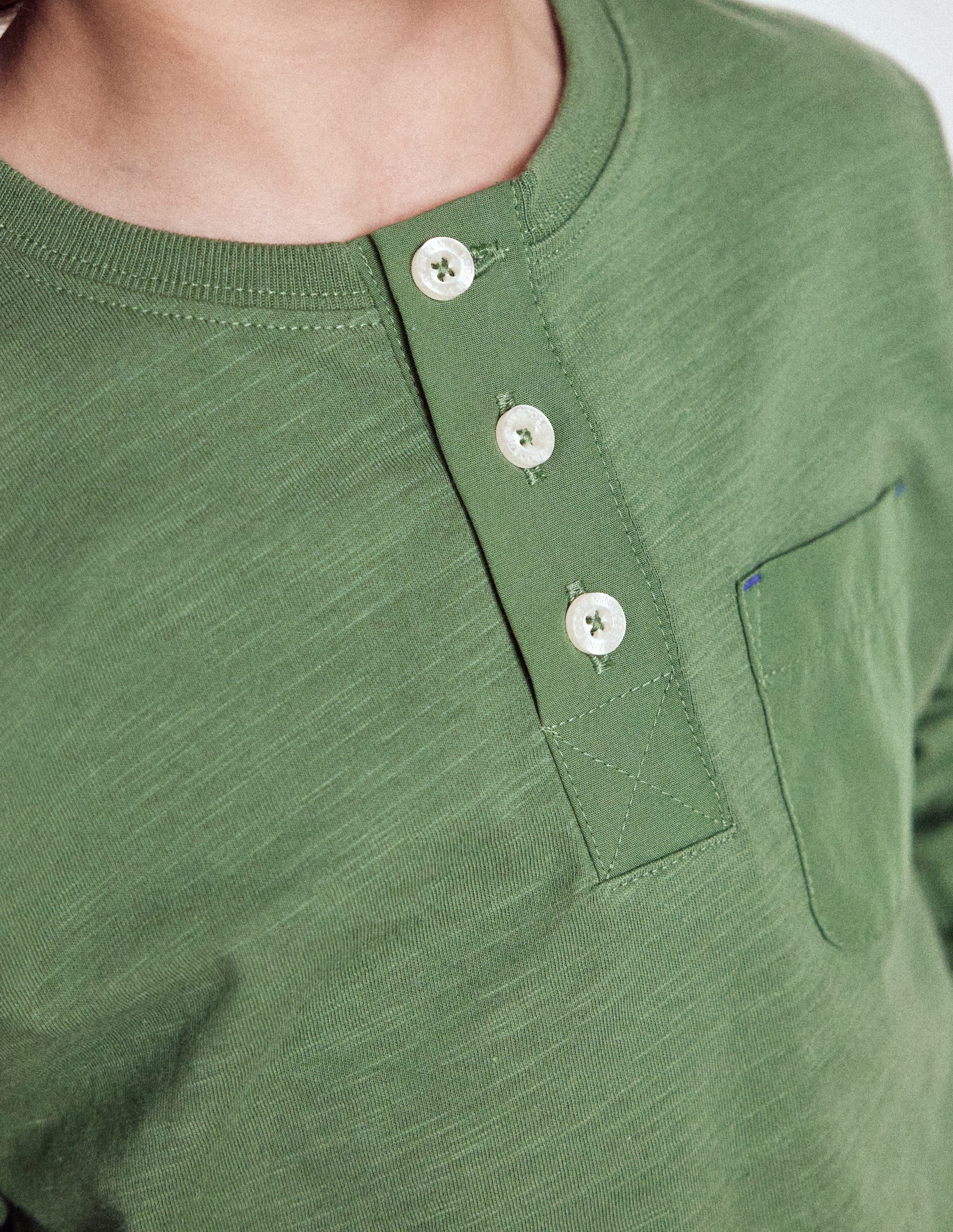 Henley-T-Shirt für den Alltag-Krötengrün - Image 2