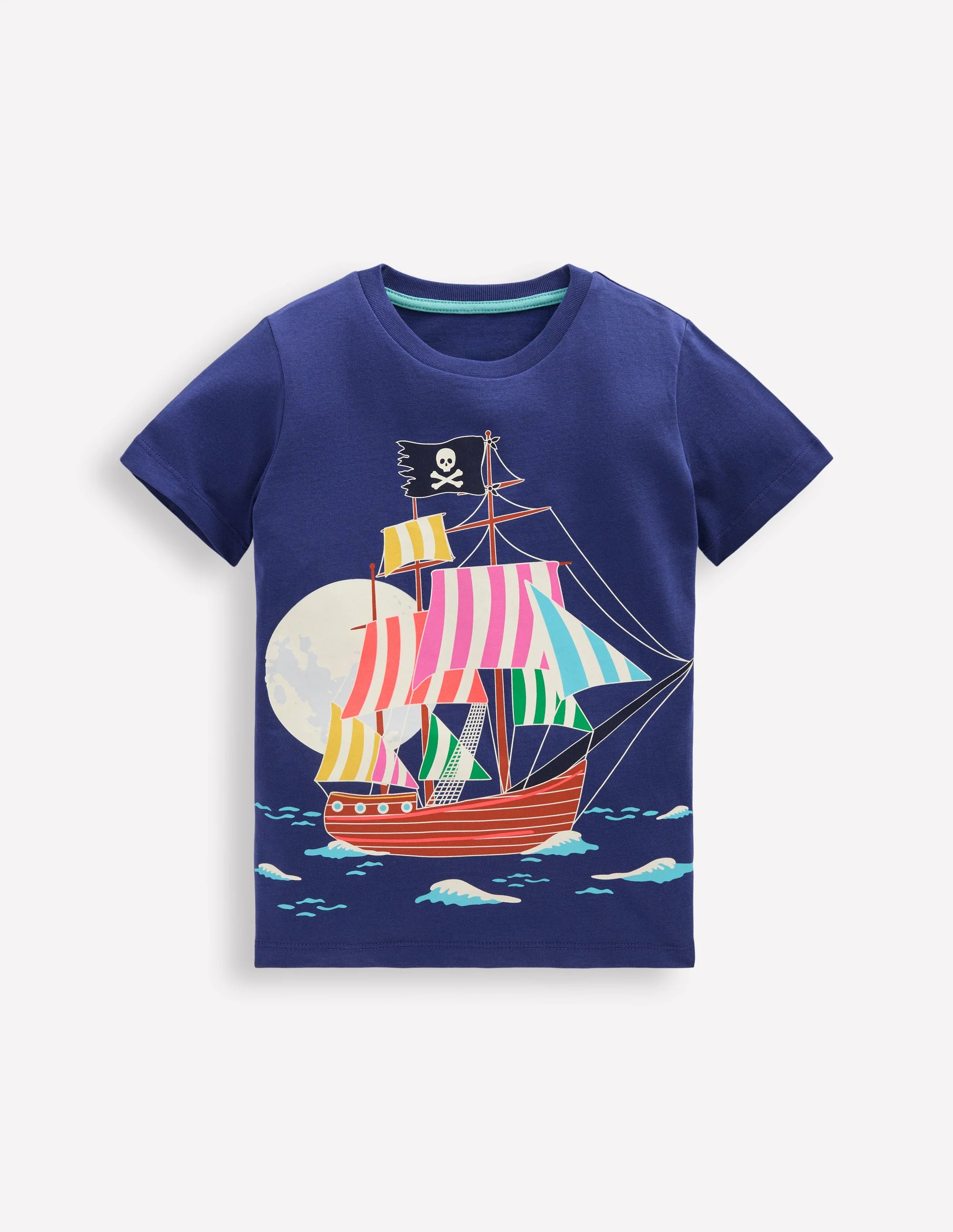 Im Dunkeln leuchtendes T-Shirt-Dämmerungsblau Piratenschiff