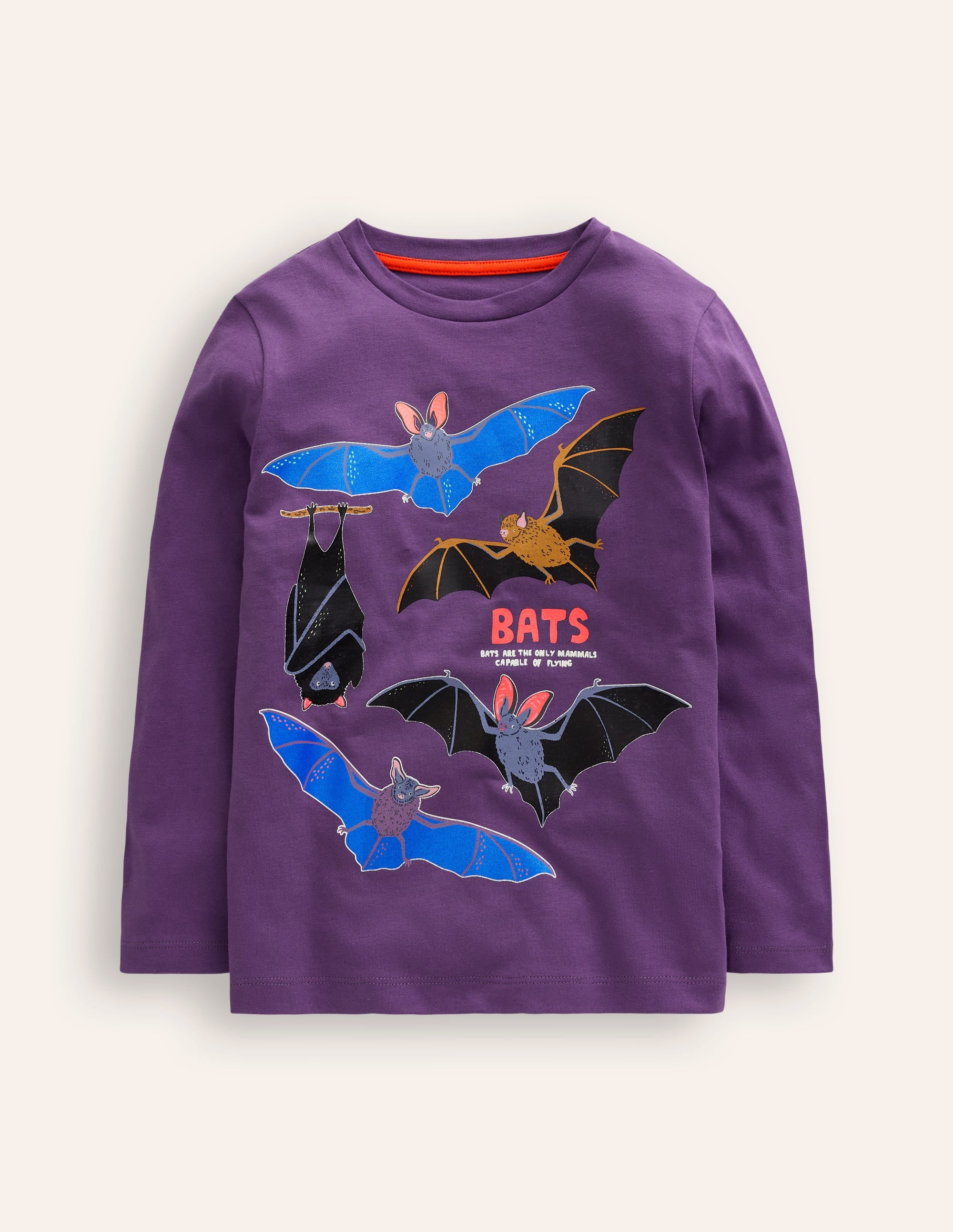 Im Dunkeln leuchtendes T-Shirt-Mystisches Violett Fledermäuse