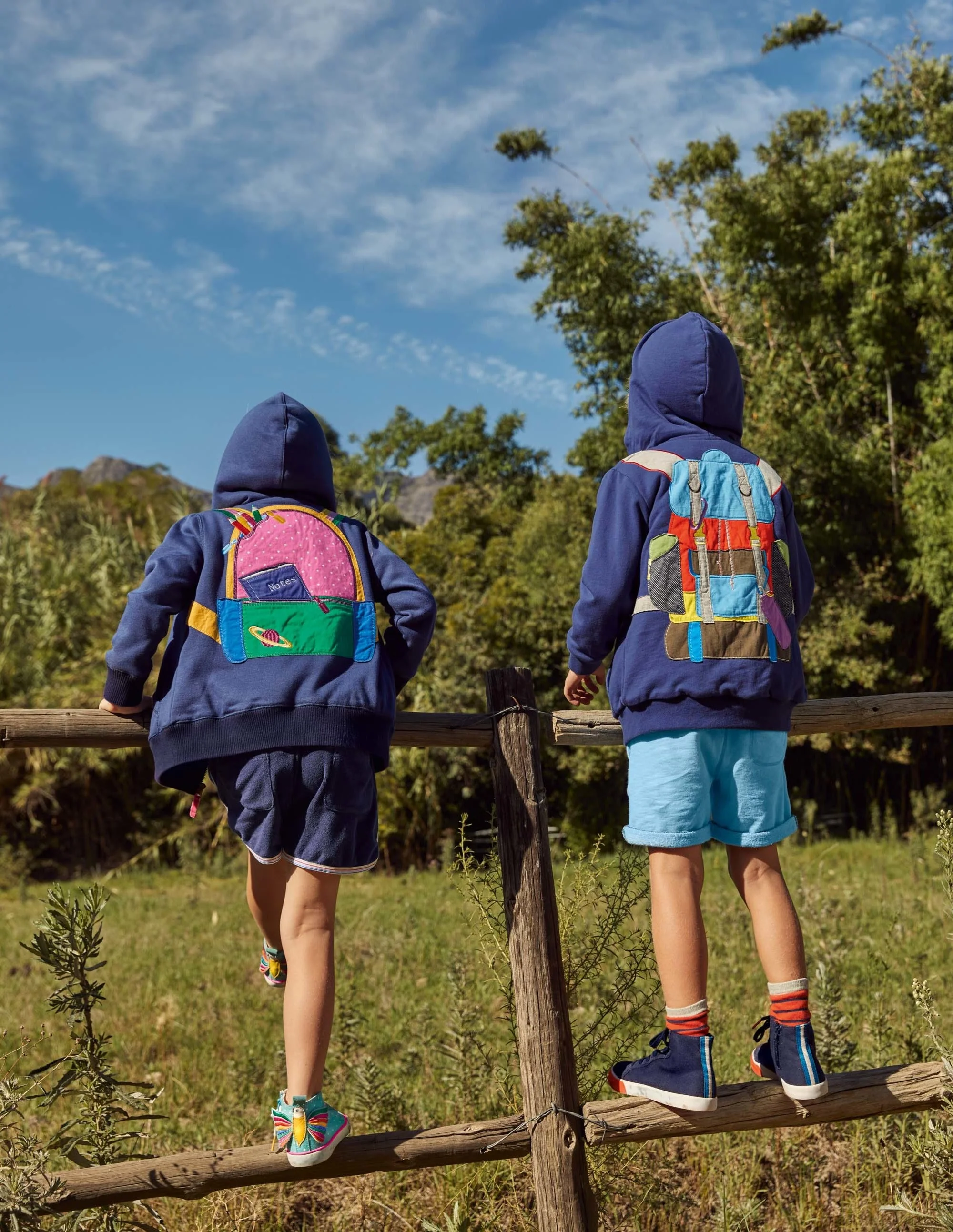 Kapuzenjacke mit kuscheligem Futter und Applikation-Segelblau, Rucksack - Image 5