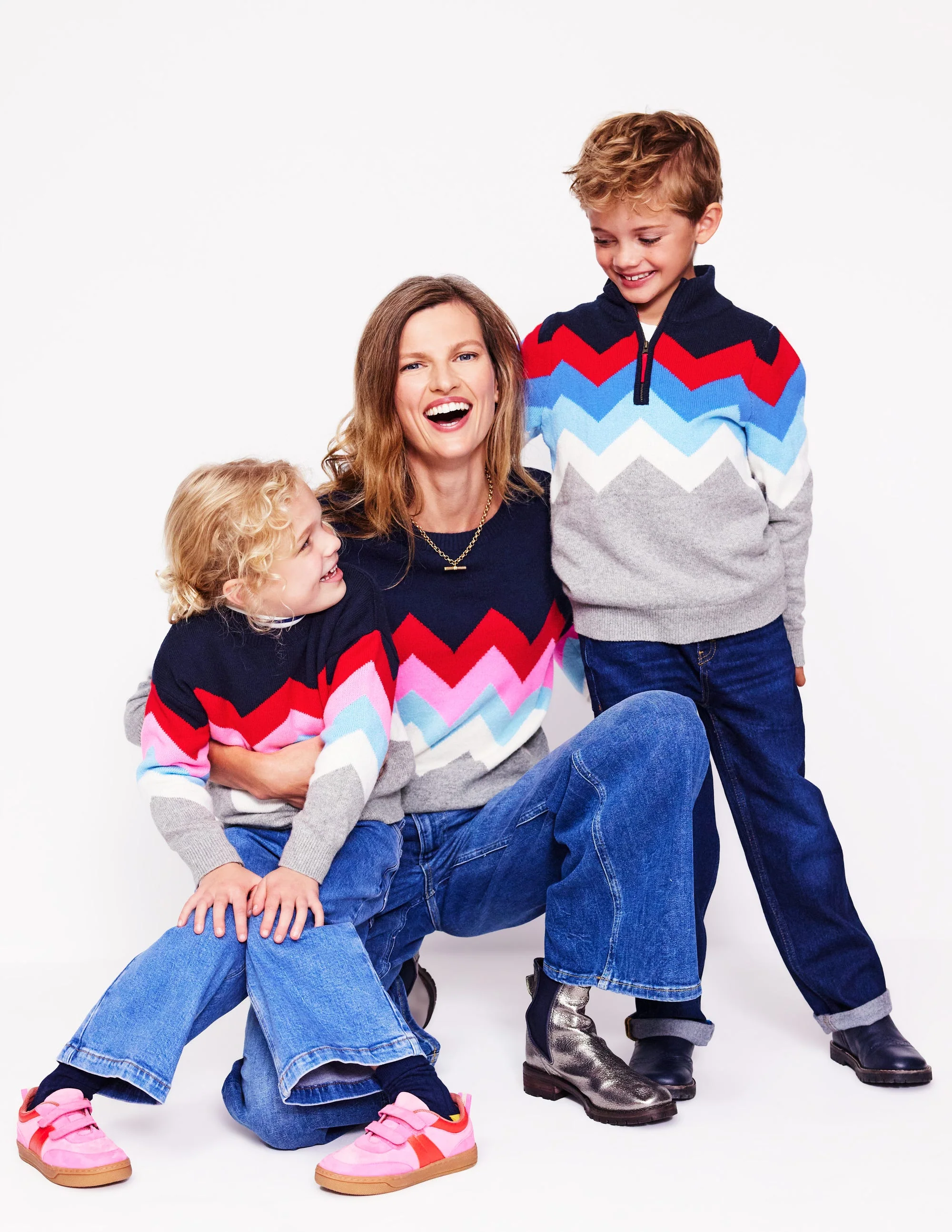 Klassischer Pullover mit halblangem Reißverschluss-Grau Meliert Chevron - Image 4