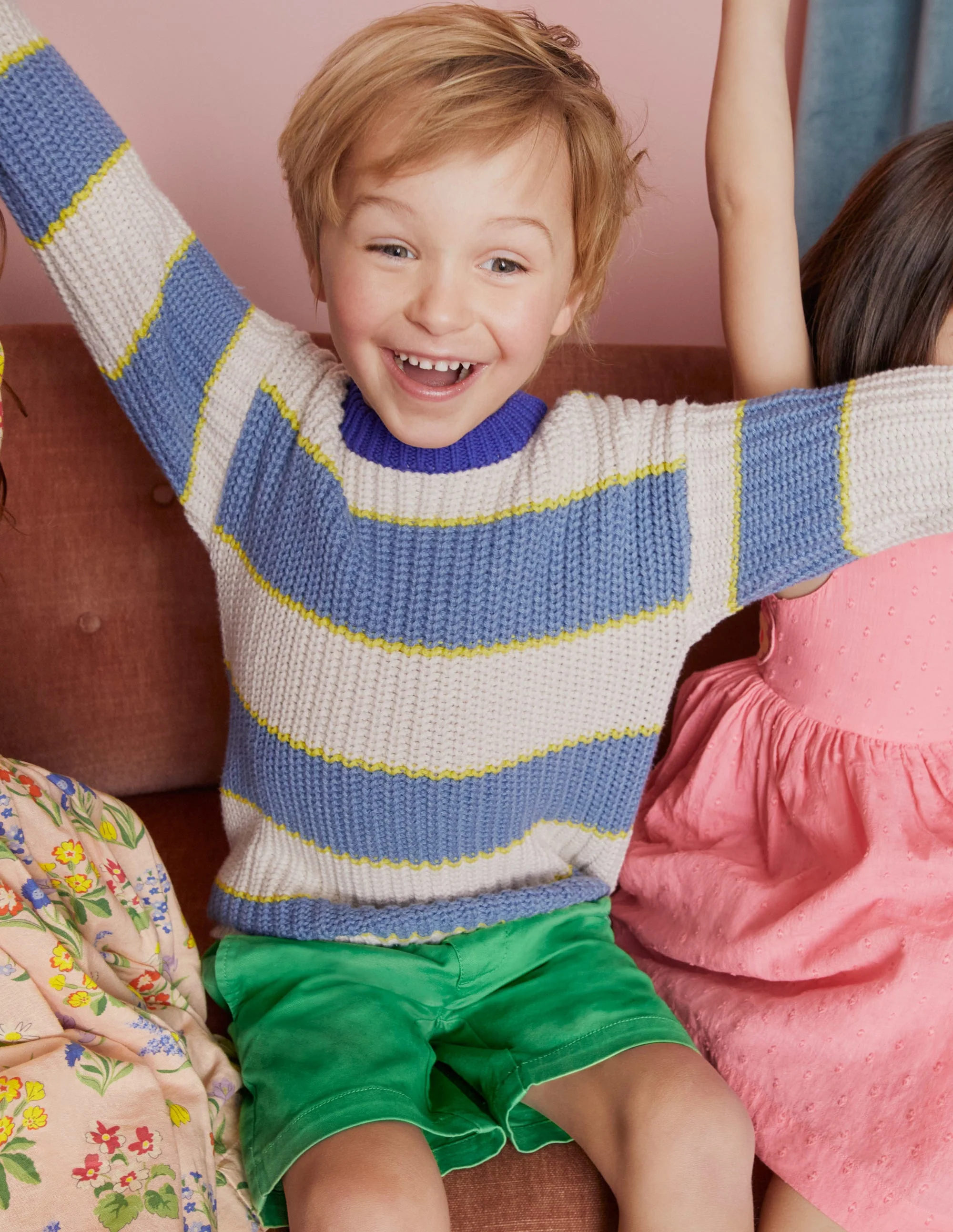 Rippstrickpullover mit abgesetzter Schulter-Bunt - Image 4