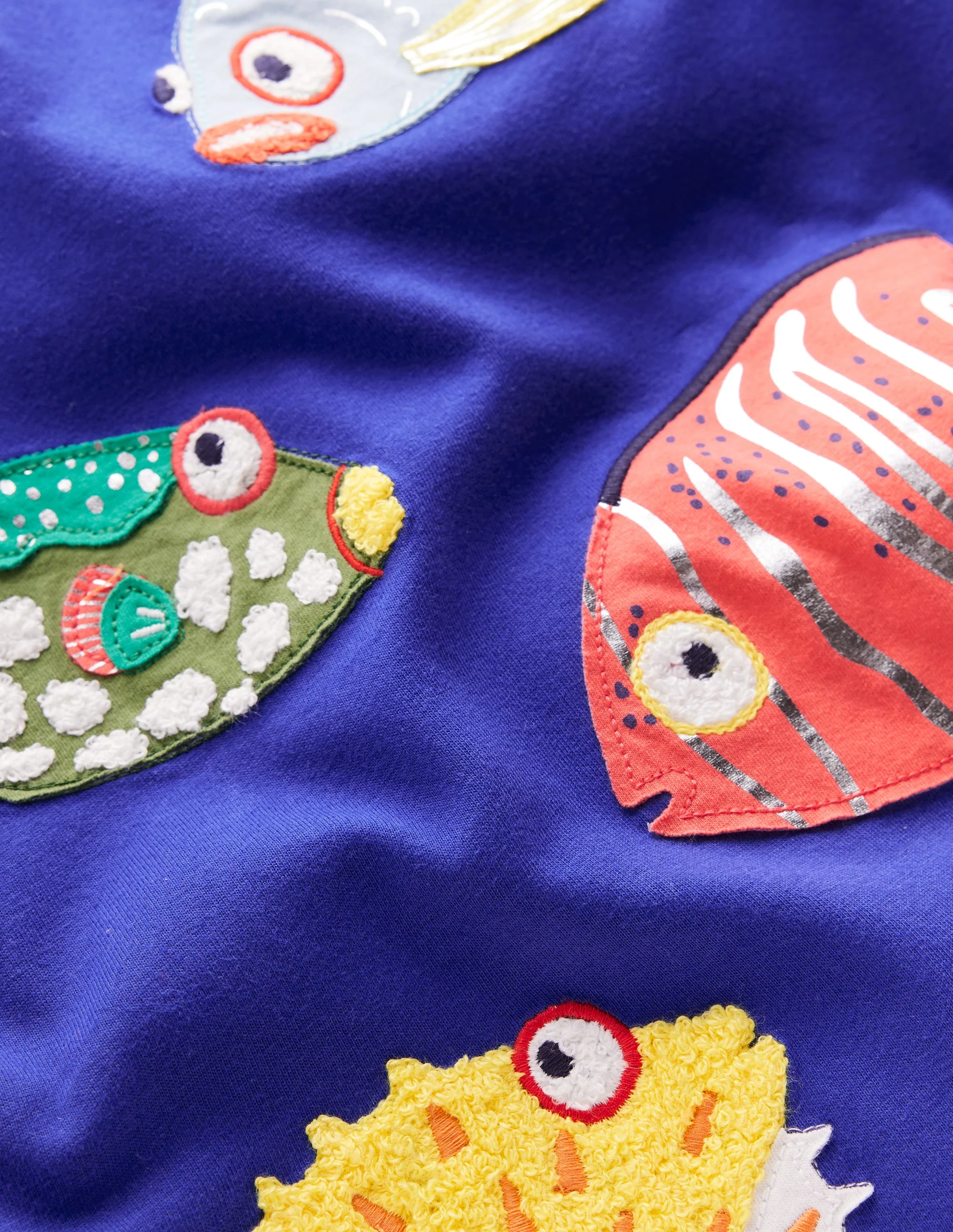 T-Shirt mit Applikation-Saphirblau Fisch - Image 3