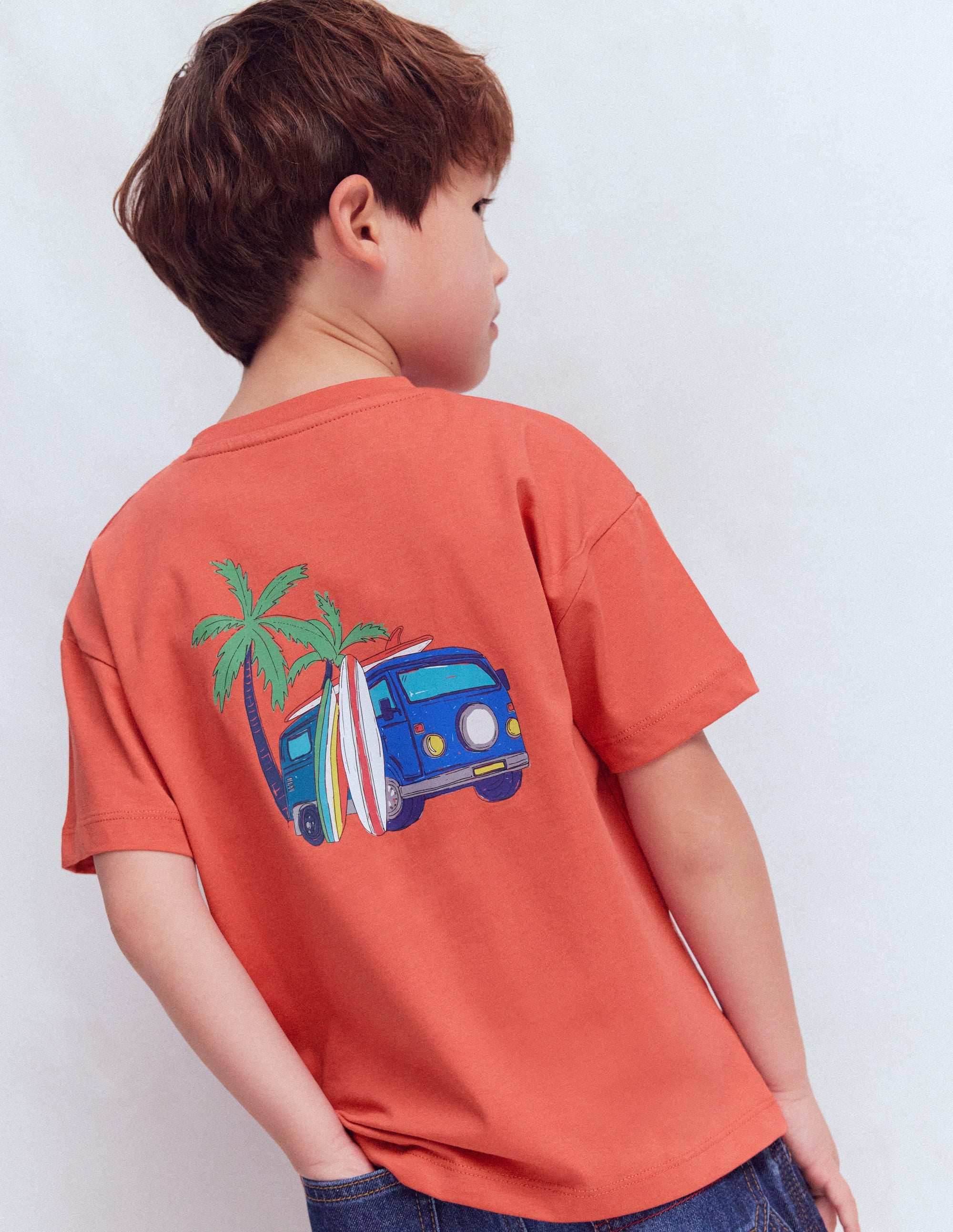 T-Shirt mit Druck auf Vorder- und Rückseite-Gebranntes Sienna Camper - Image 3
