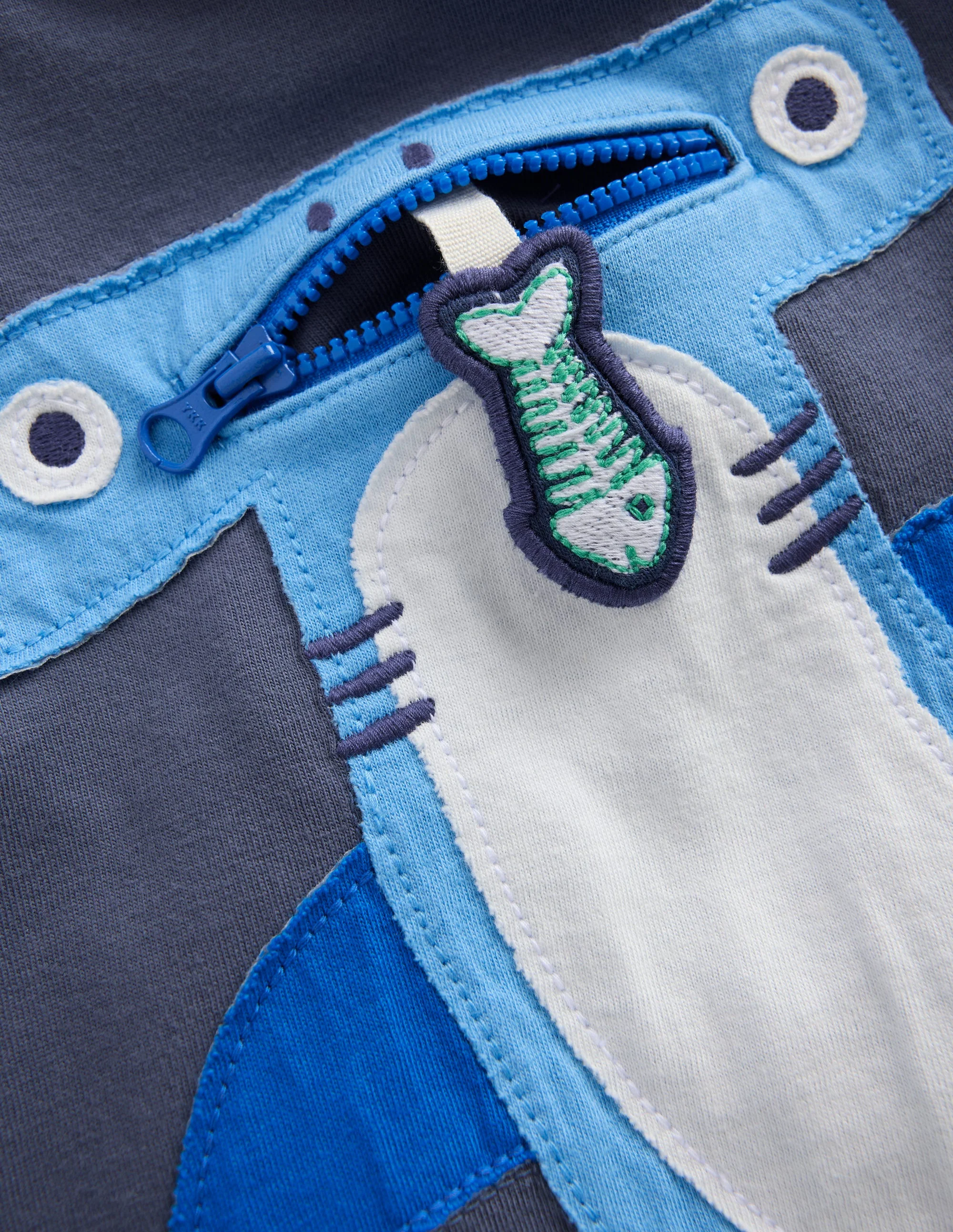 T-Shirt mit Reißverschlussapplikation-Roboterblau Hammerhai - Image 3