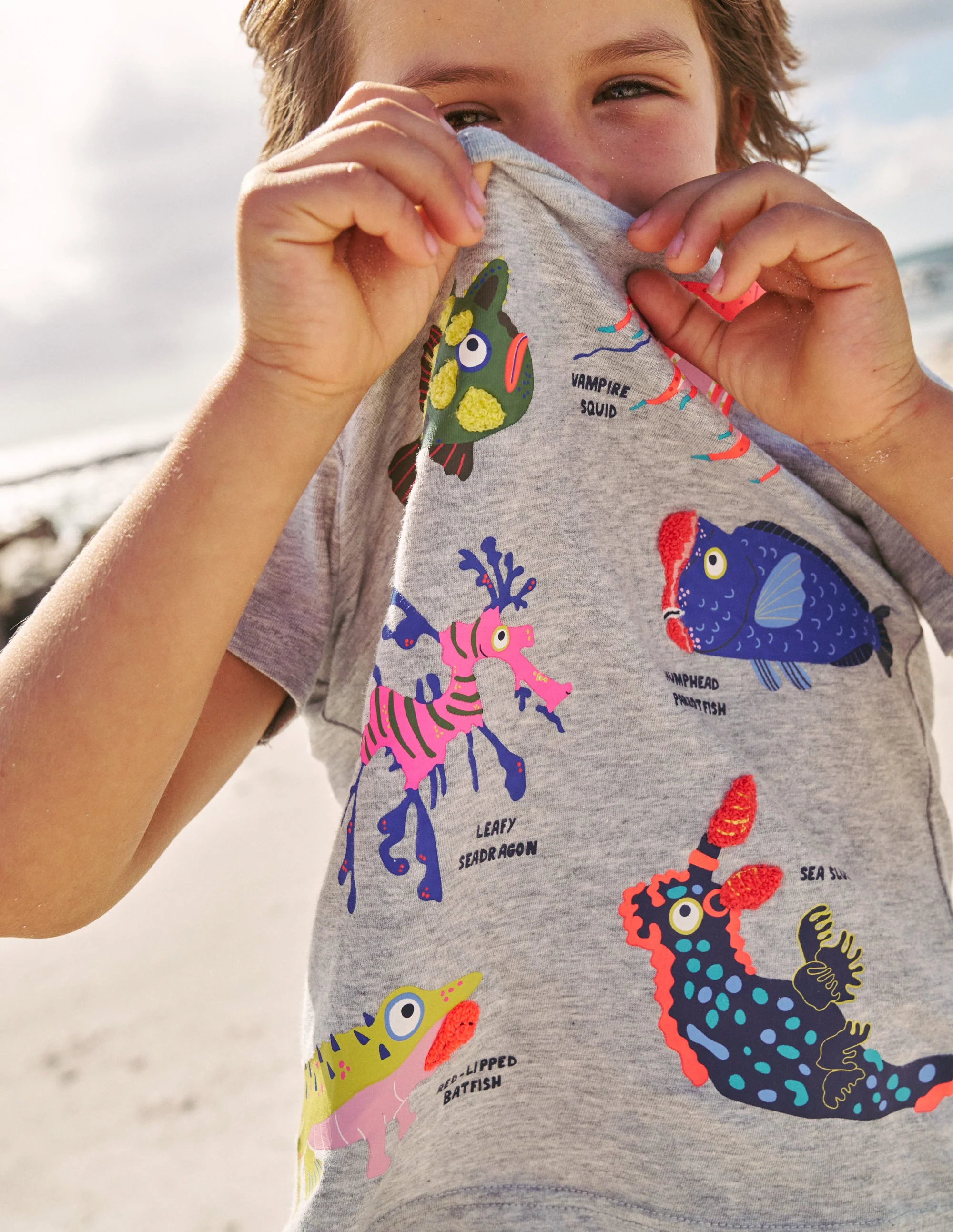 T-Shirt mit seltsamen & wunderschönen Fischen-Grau meliert ulkige Fische - Image 4